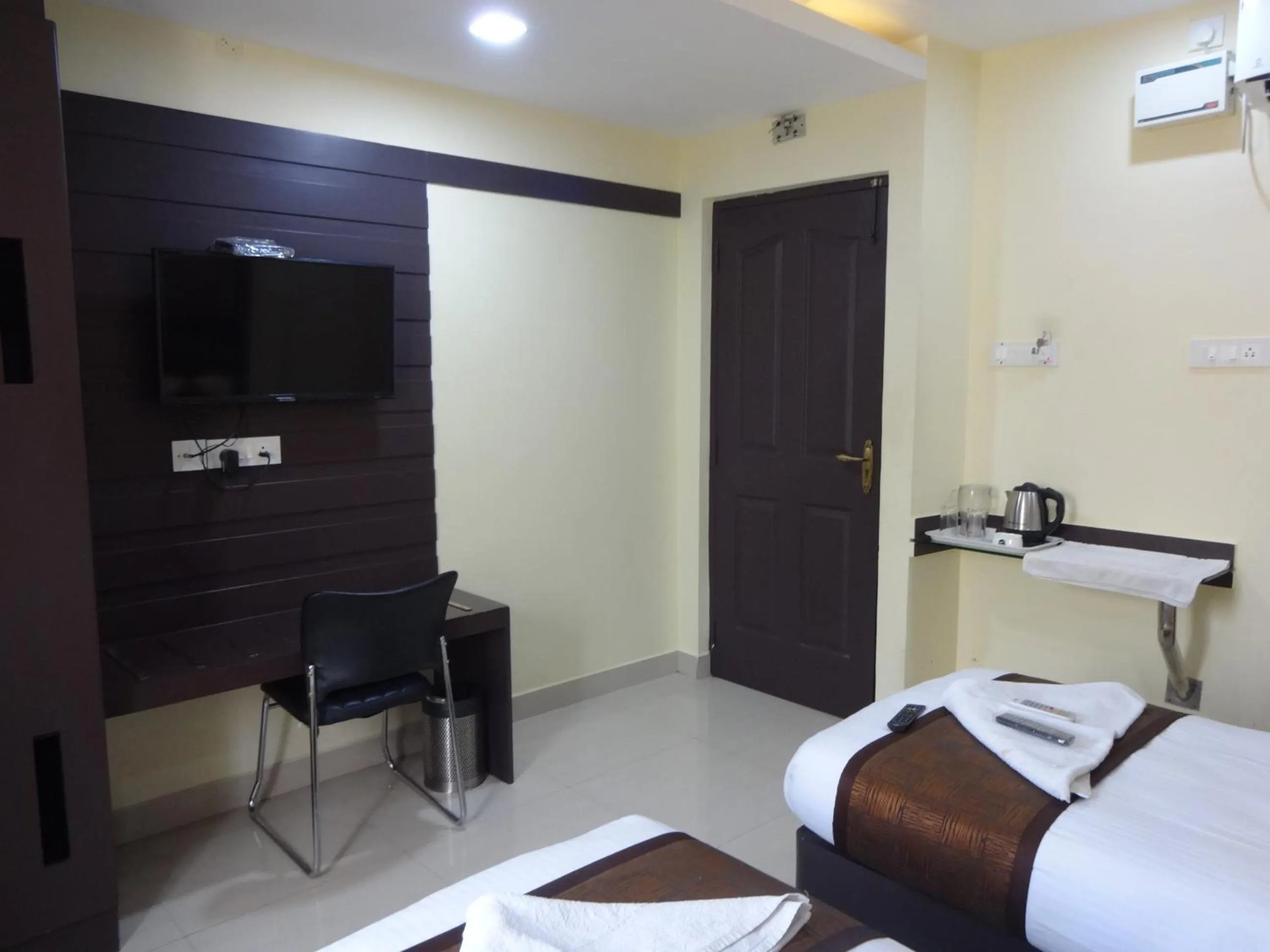 TV and multimedia, Bed in Hotel White Mount