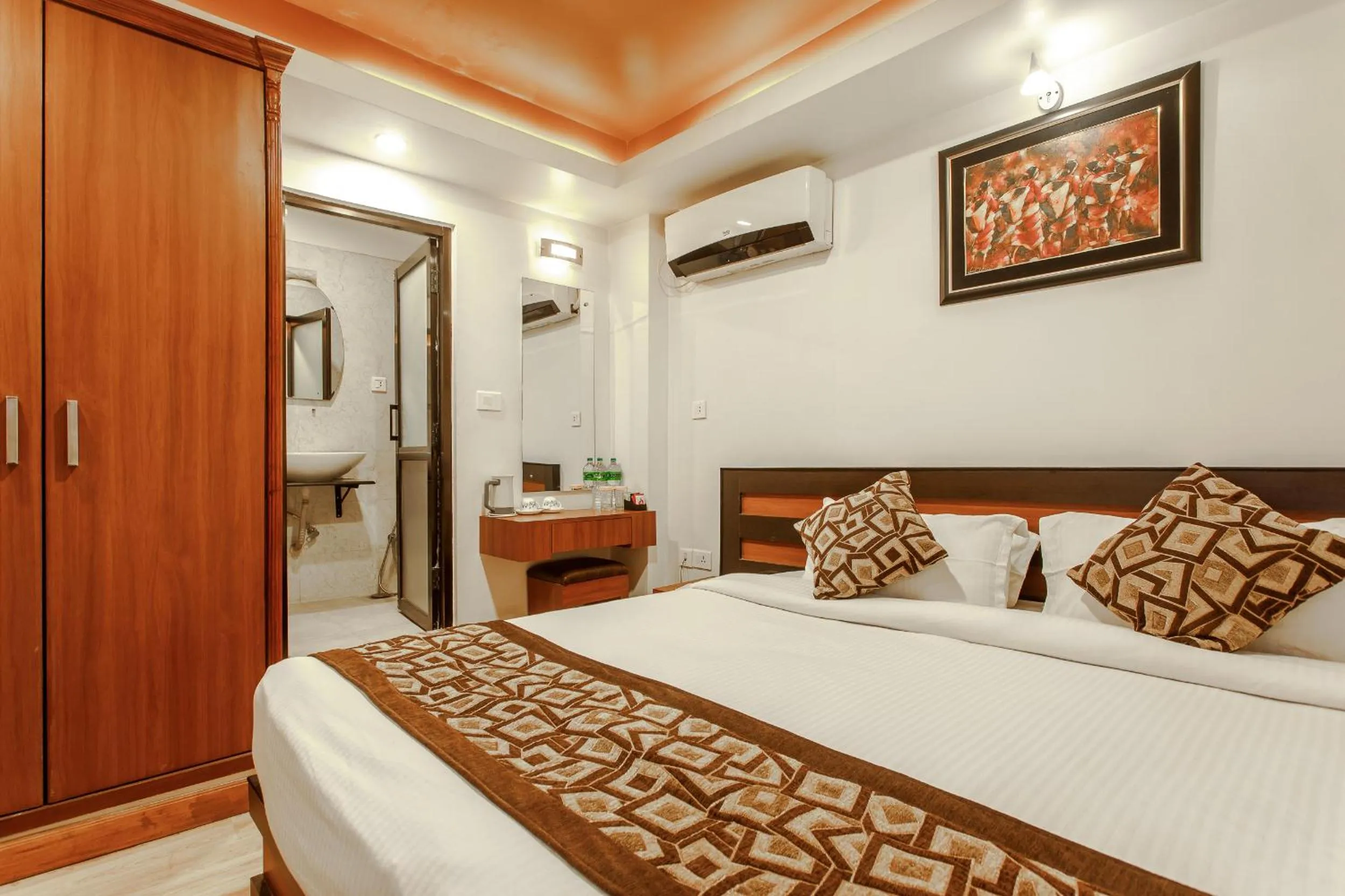 Bed in Hotel Shreesu