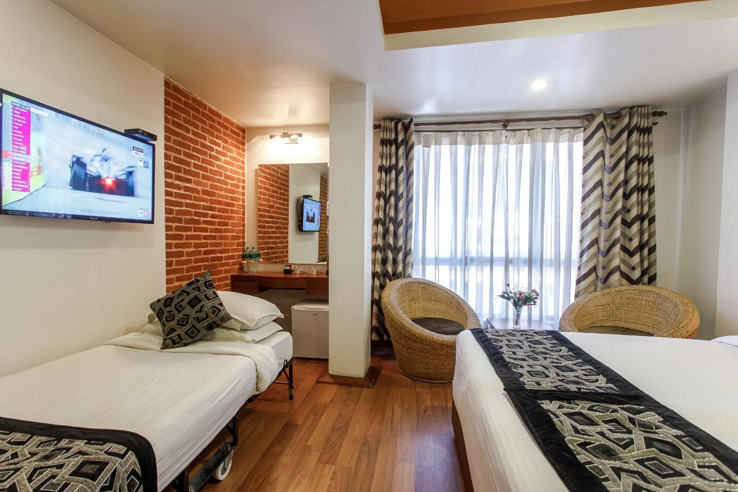 Bed in Hotel Shreesu