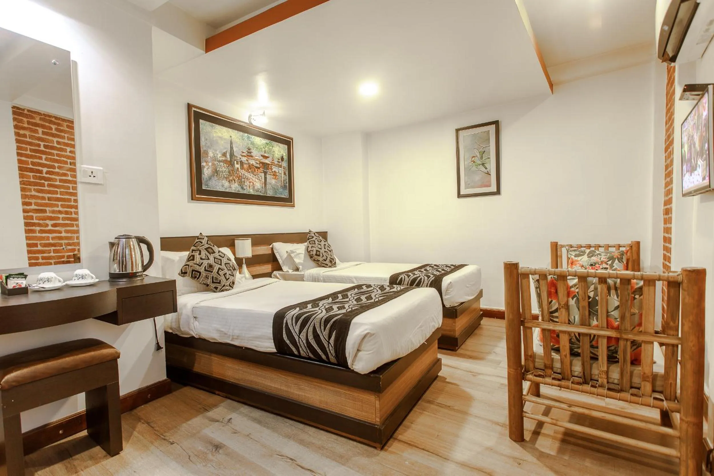 Bed in Hotel Shreesu