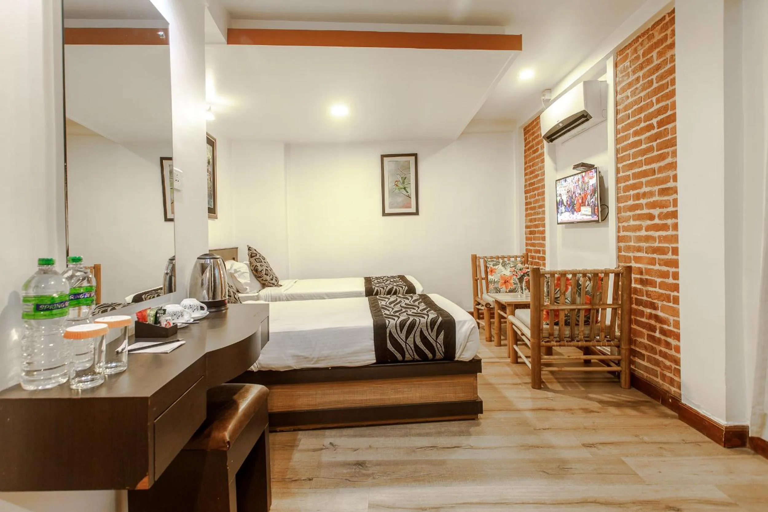 Bed in Hotel Shreesu