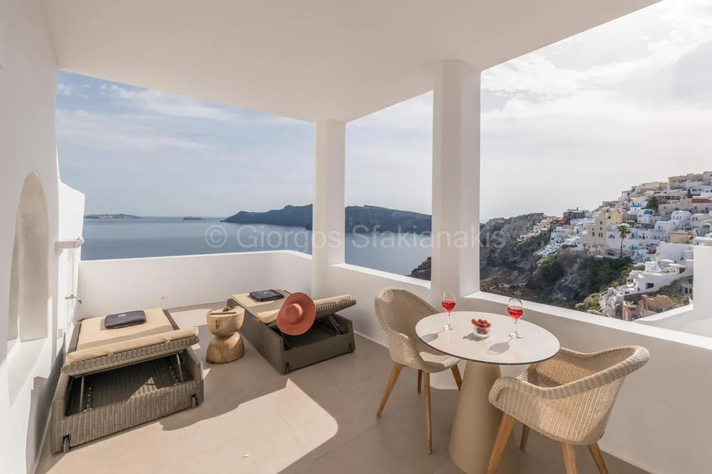 Aspaki by Art Maisons