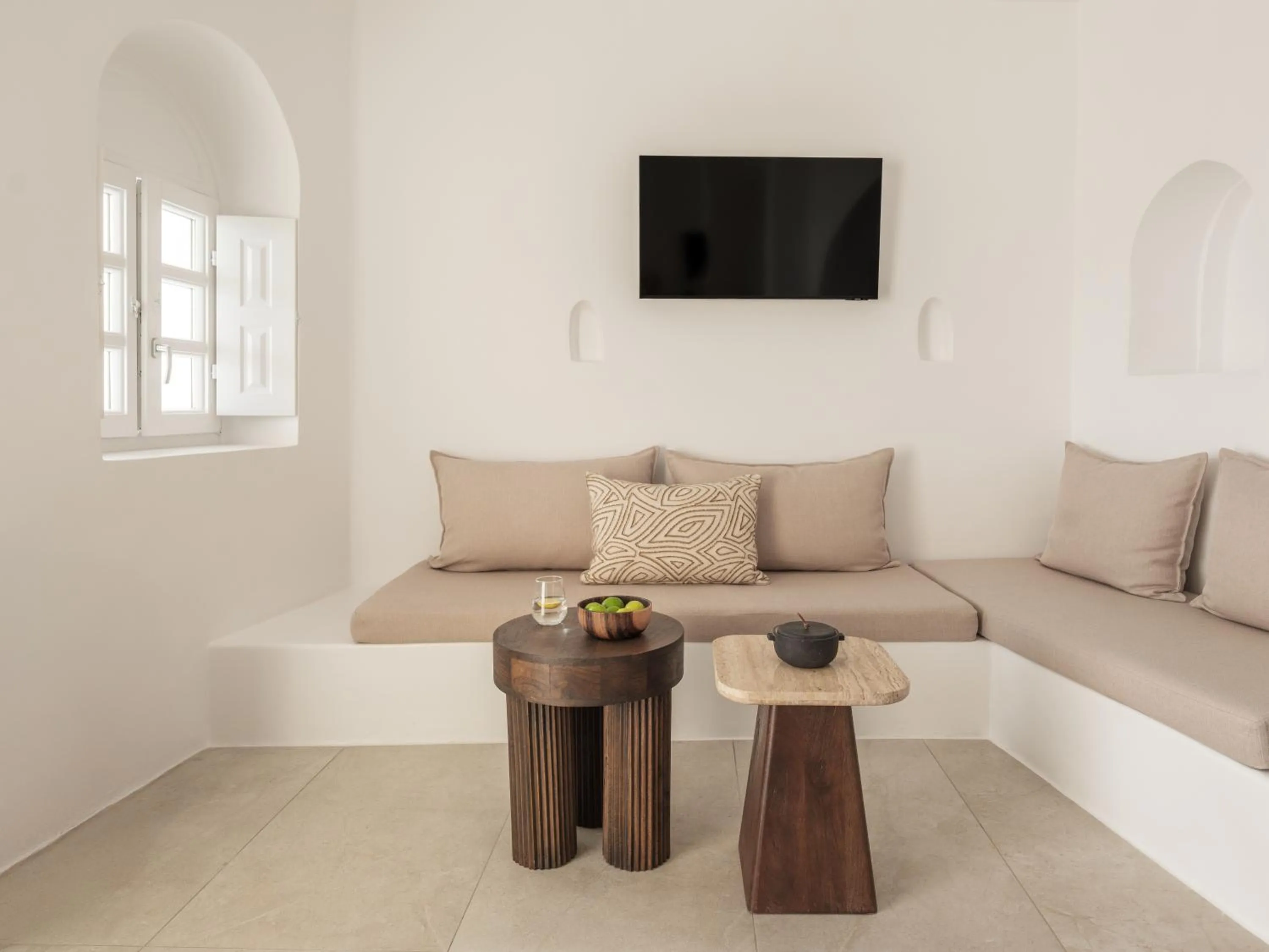 Aspaki by Art Maisons