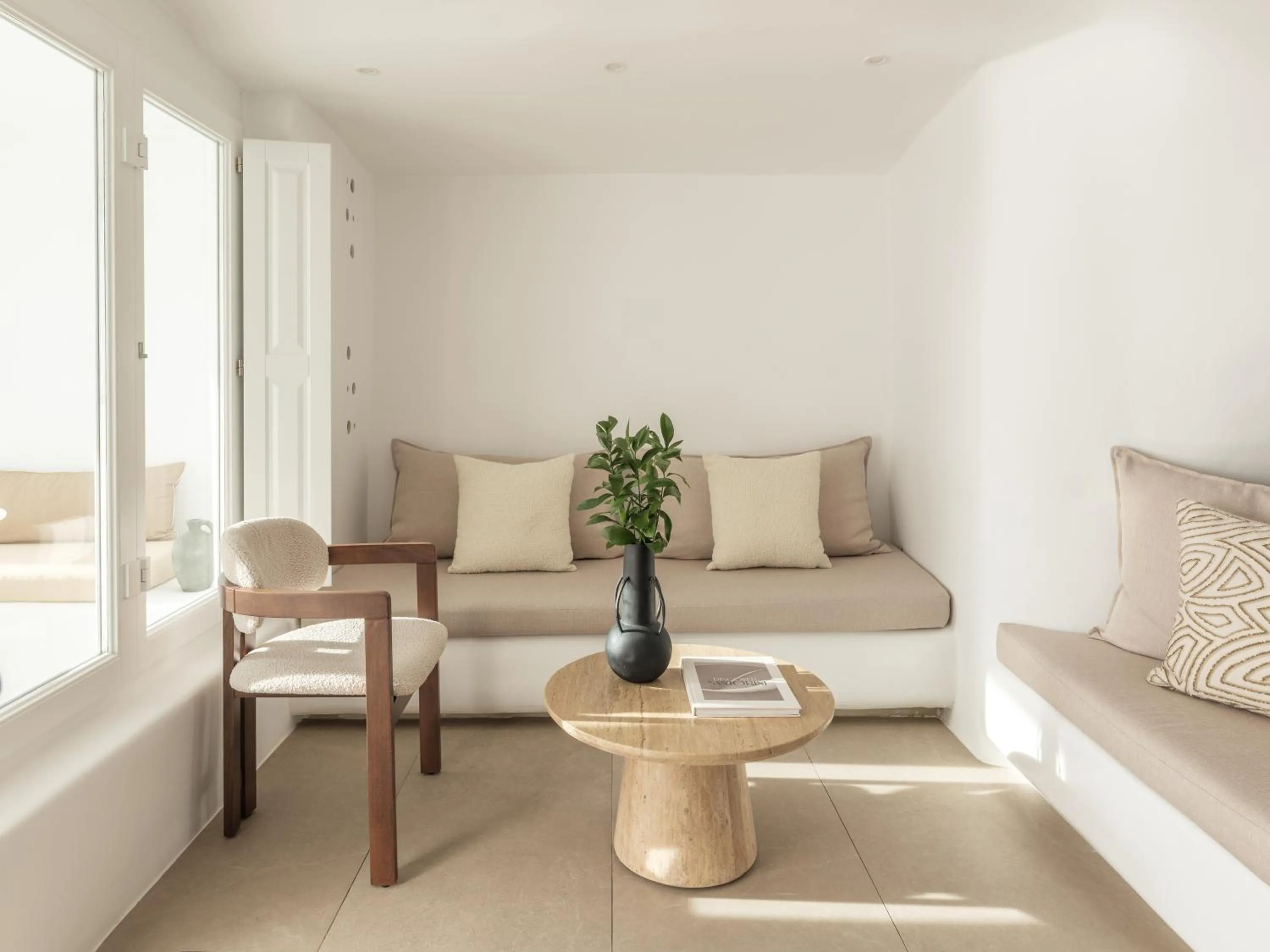 Aspaki by Art Maisons