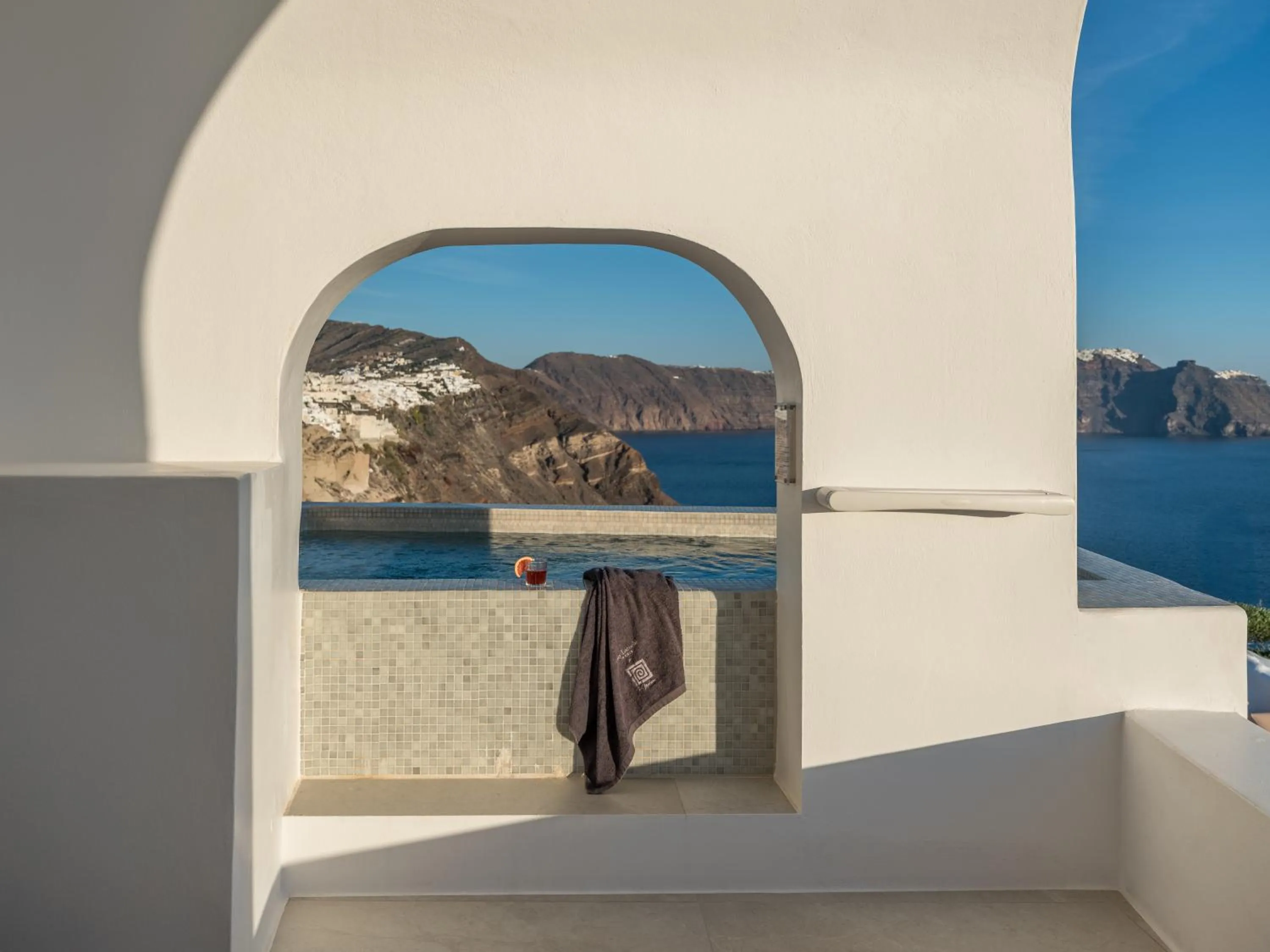 Aspaki by Art Maisons