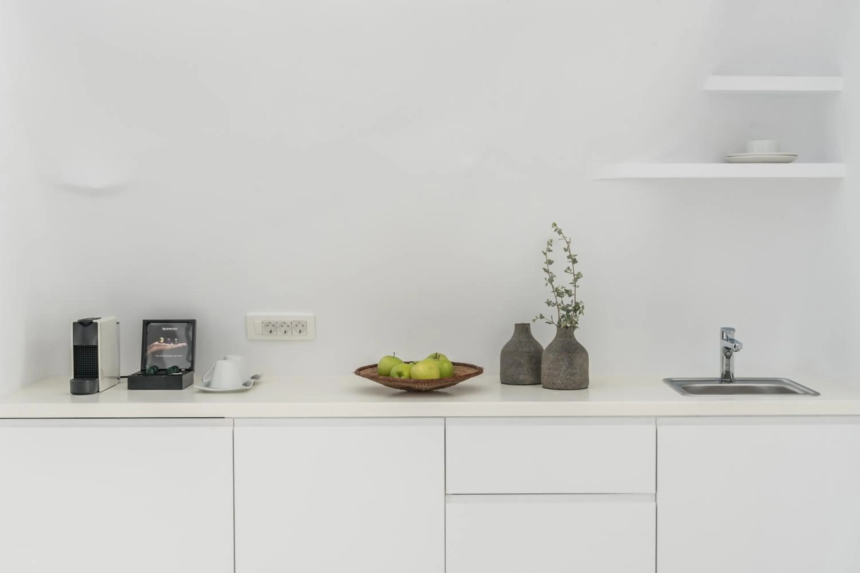 Kitchen or kitchenette in Aspaki by Art Maisons