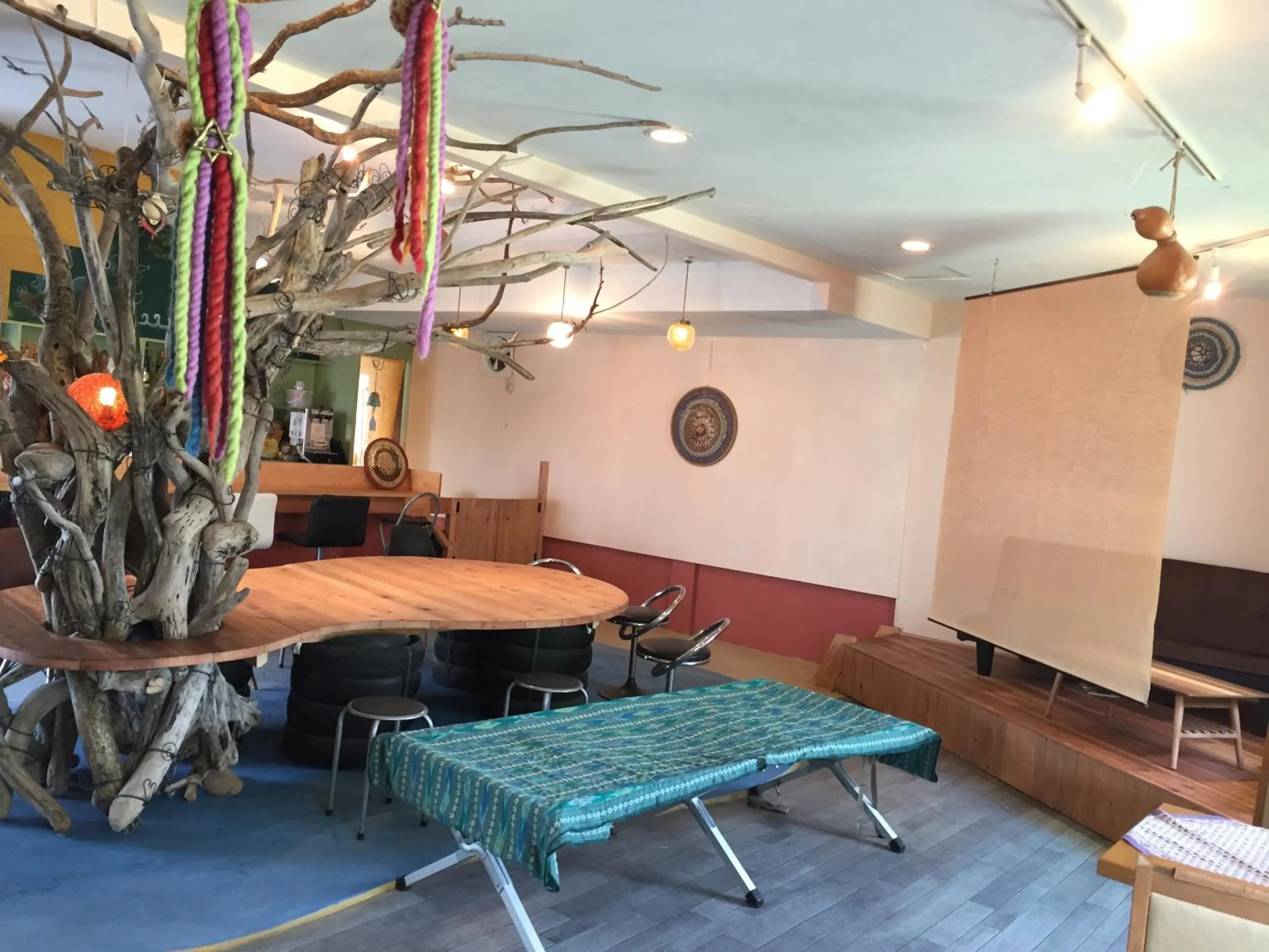 Restaurant/places to eat in Guest House & Cafe Ohana