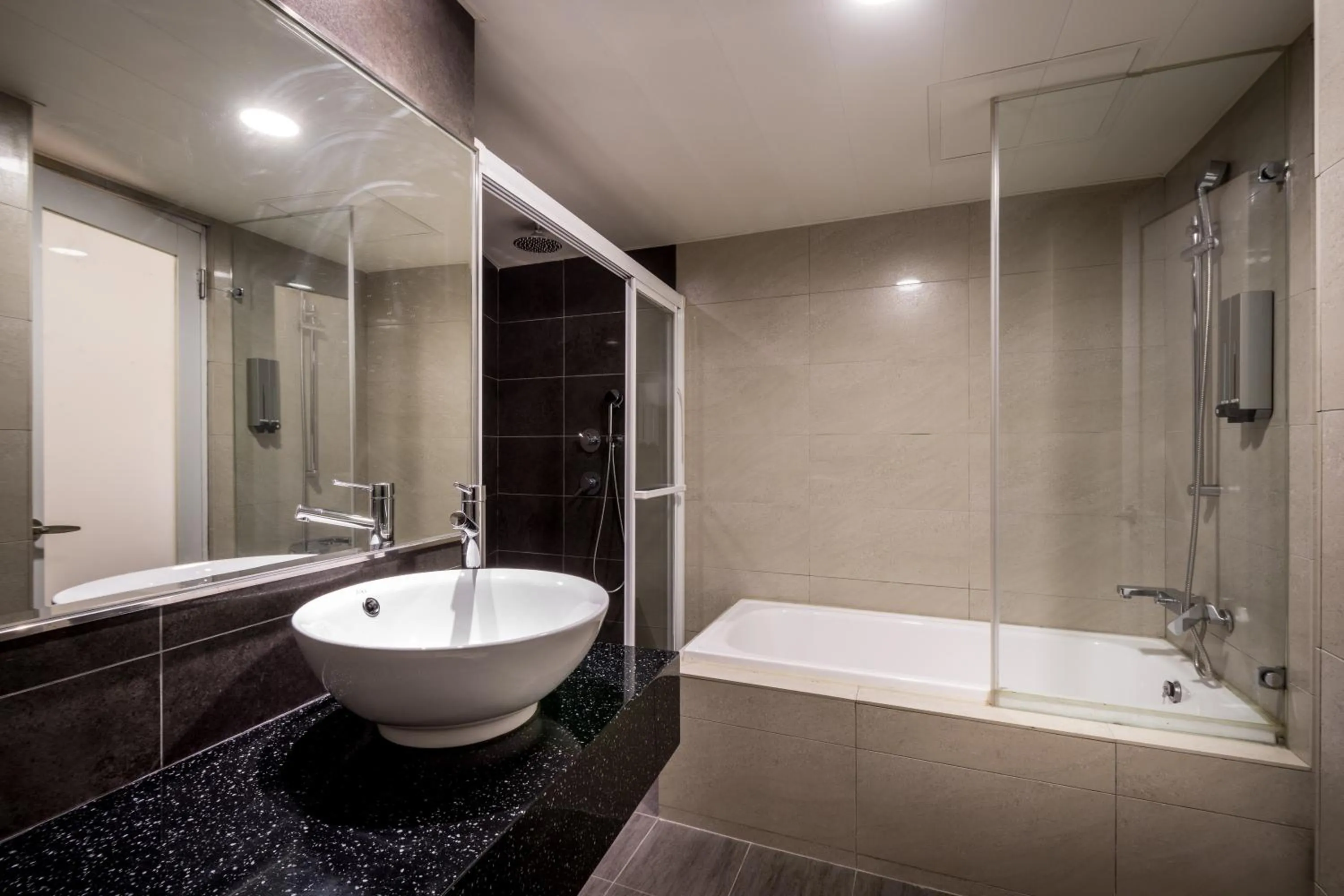 Bathroom in Royal Garden Hotel