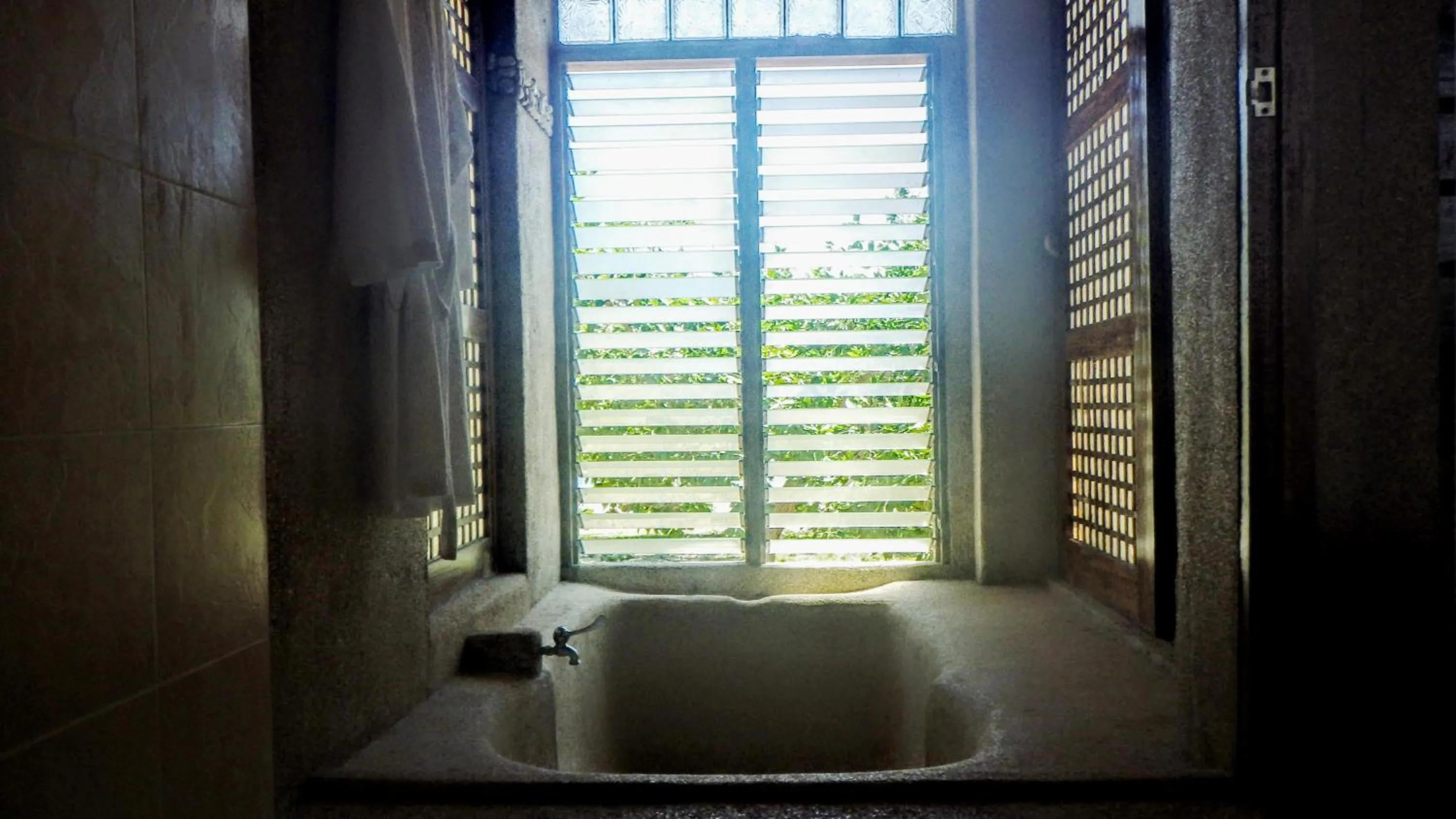 Bathroom in Palawan SandCastles