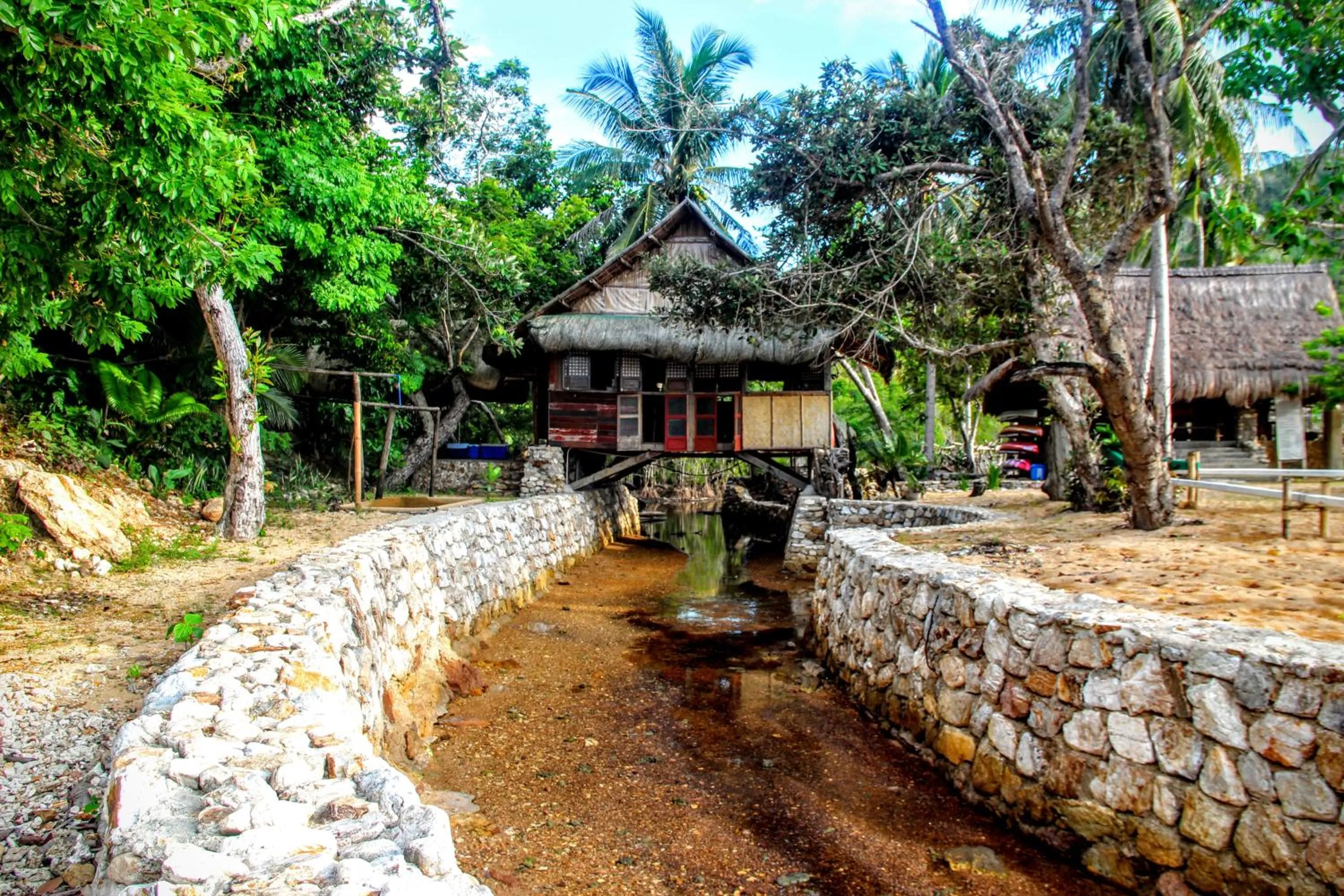 Restaurant/places to eat in Palawan SandCastles
