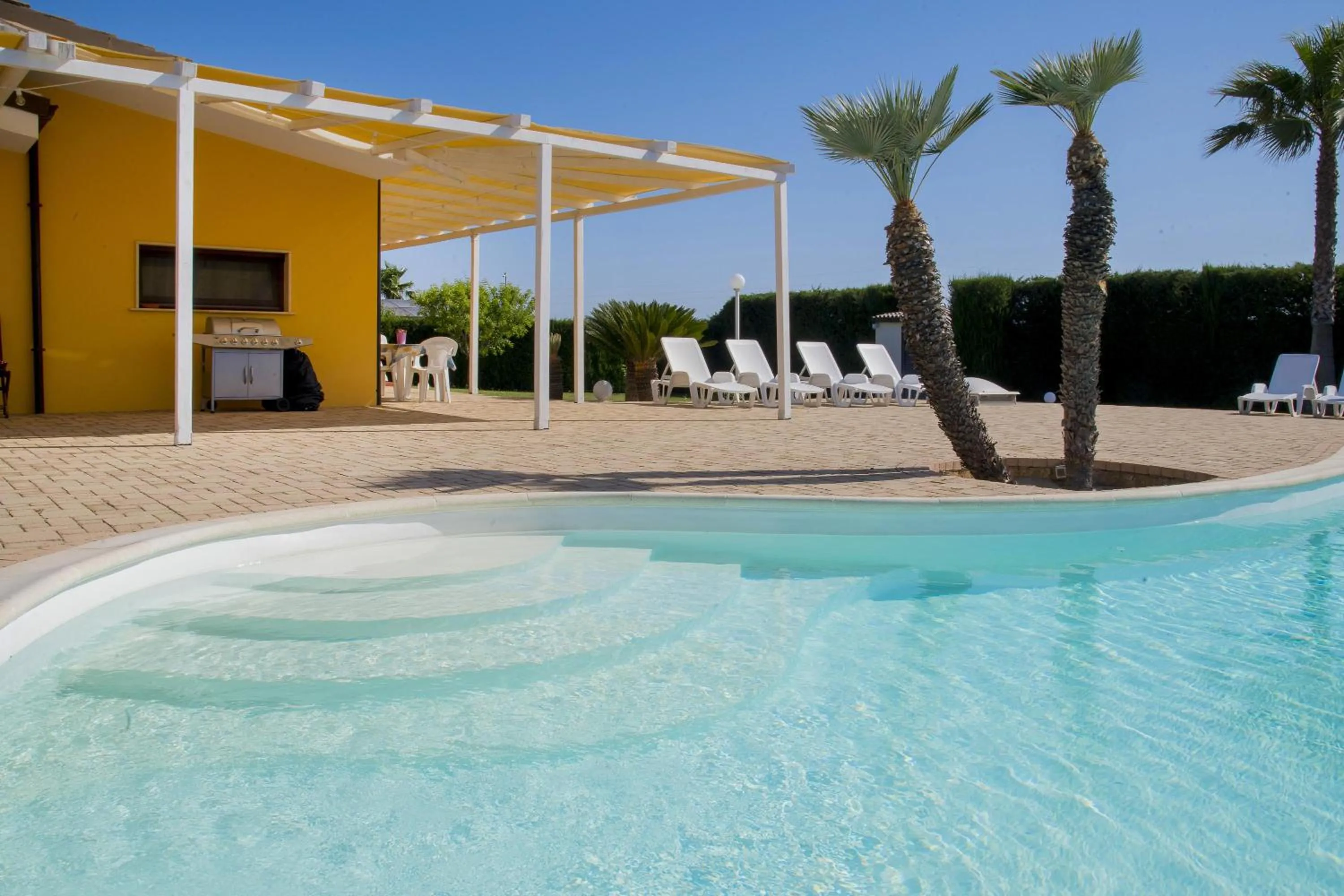 meadow luxury villa