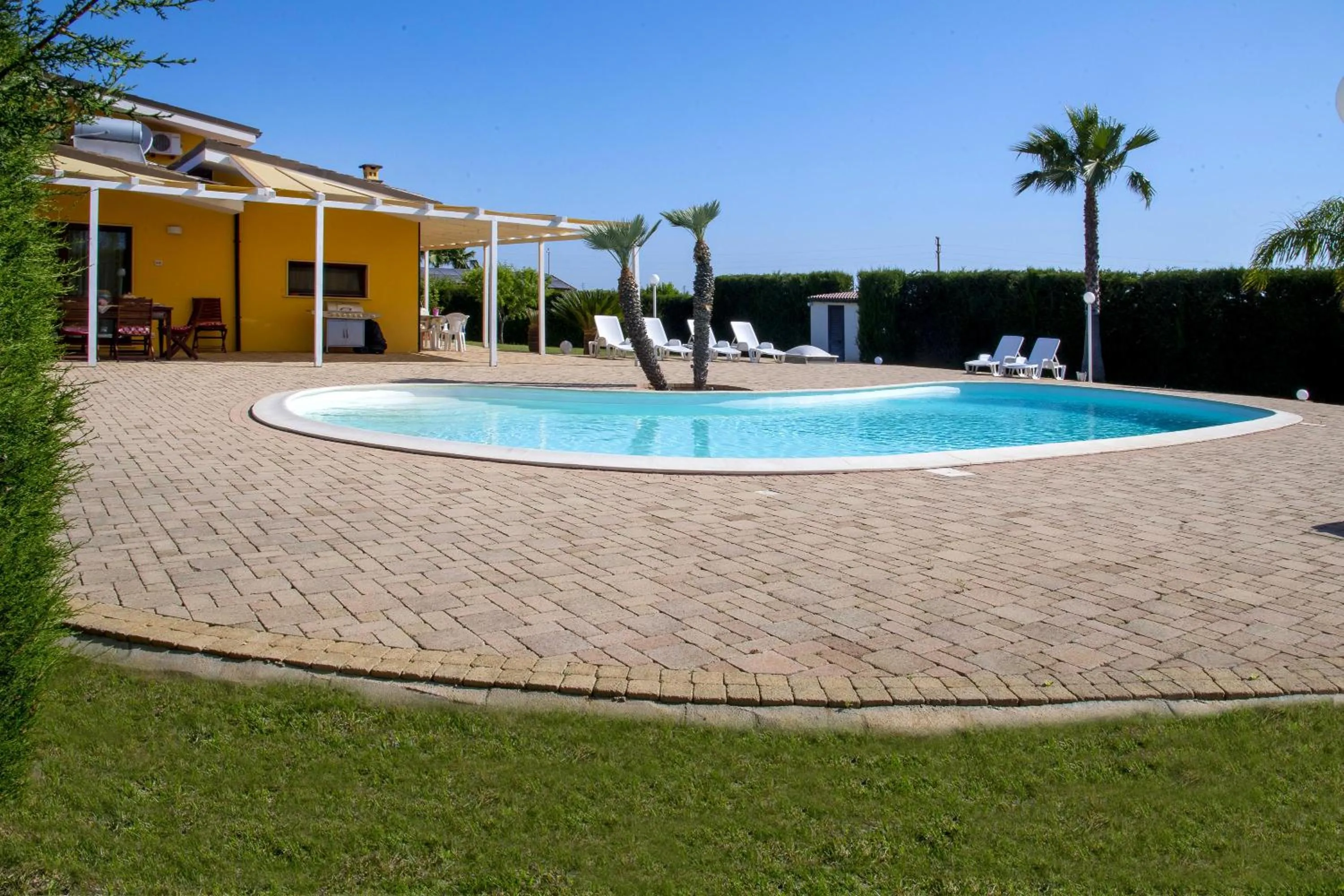 meadow luxury villa