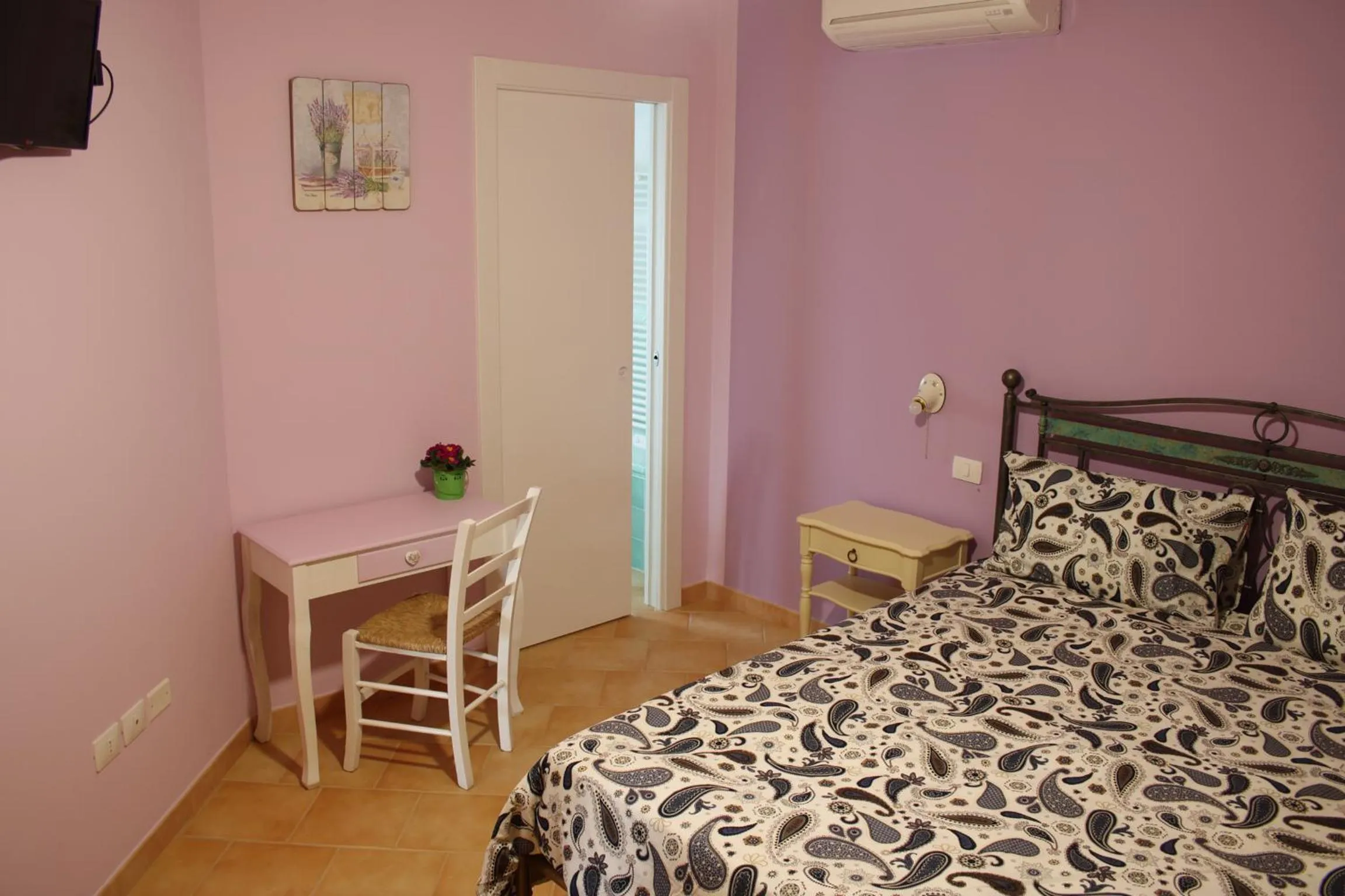 Photo of the whole room, Bed in Alla Bigattiera