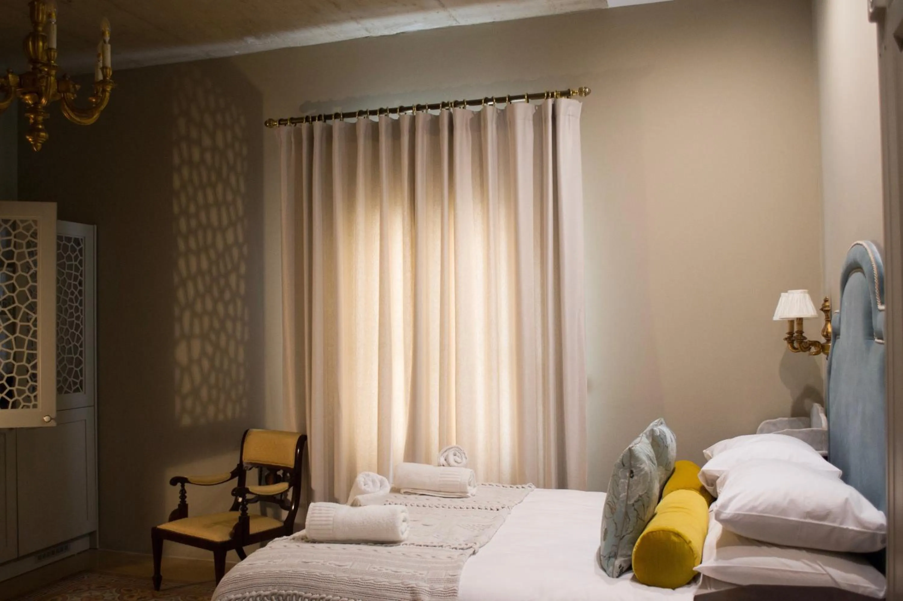 Bed in Sally Port Suites