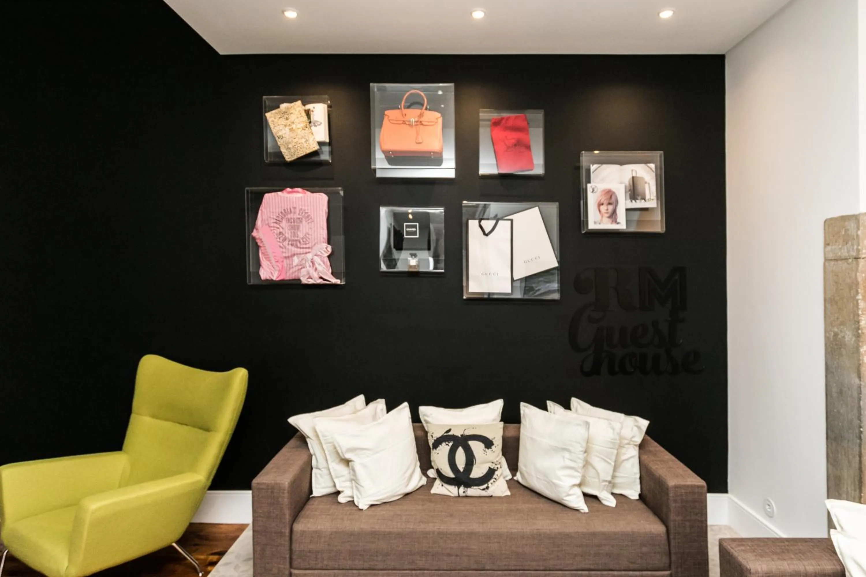 Communal lounge/ TV room in RM The Experience - Small Portuguese Hotels