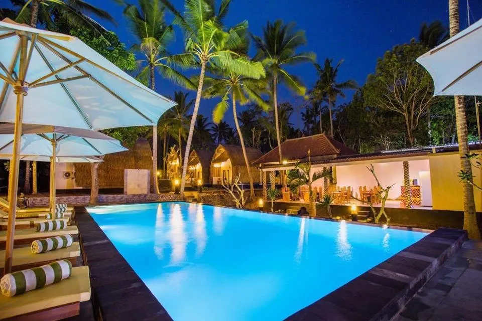 Swimming pool in Bintang Bungalow