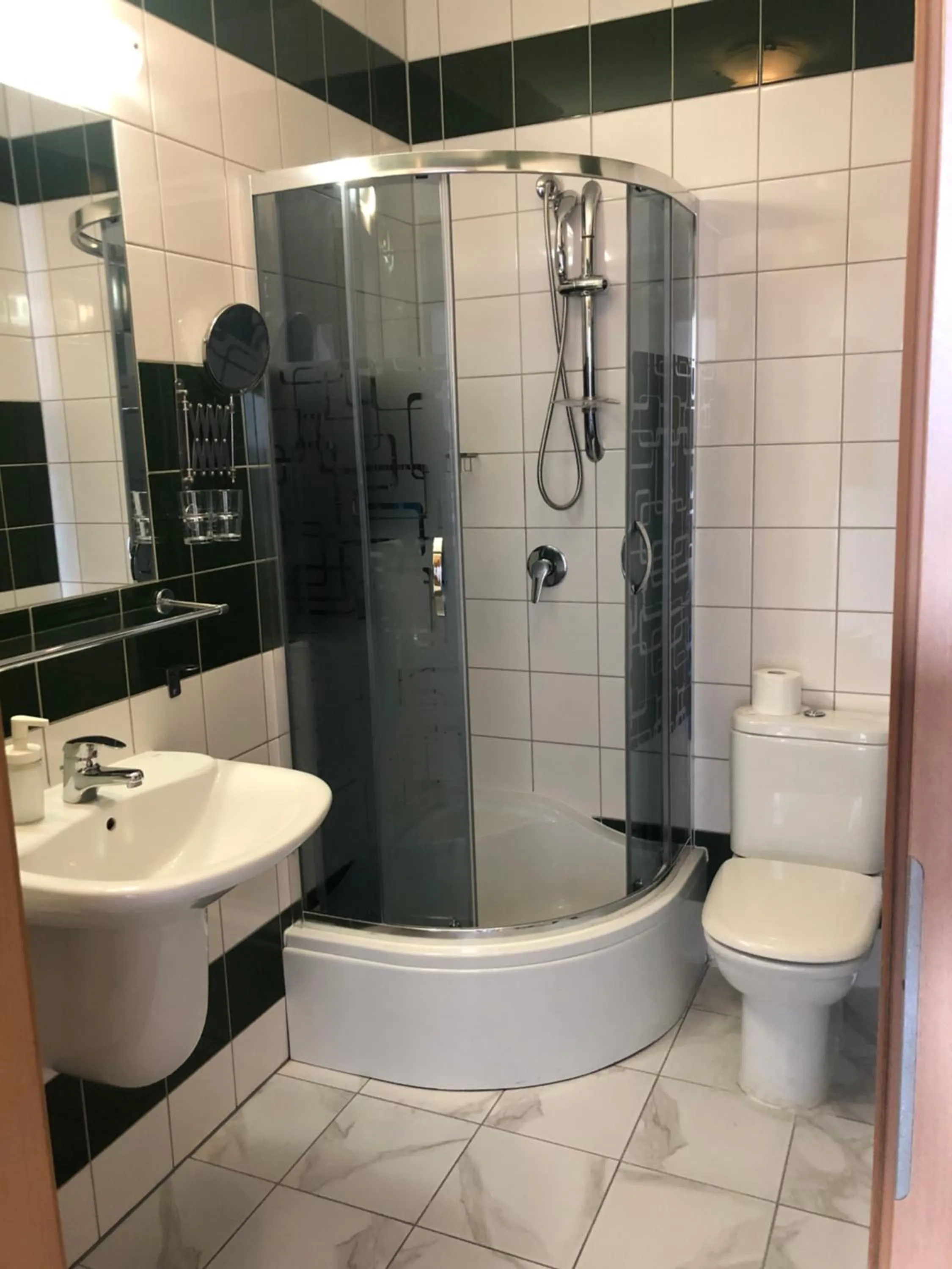 Bathroom in Hotel Bella