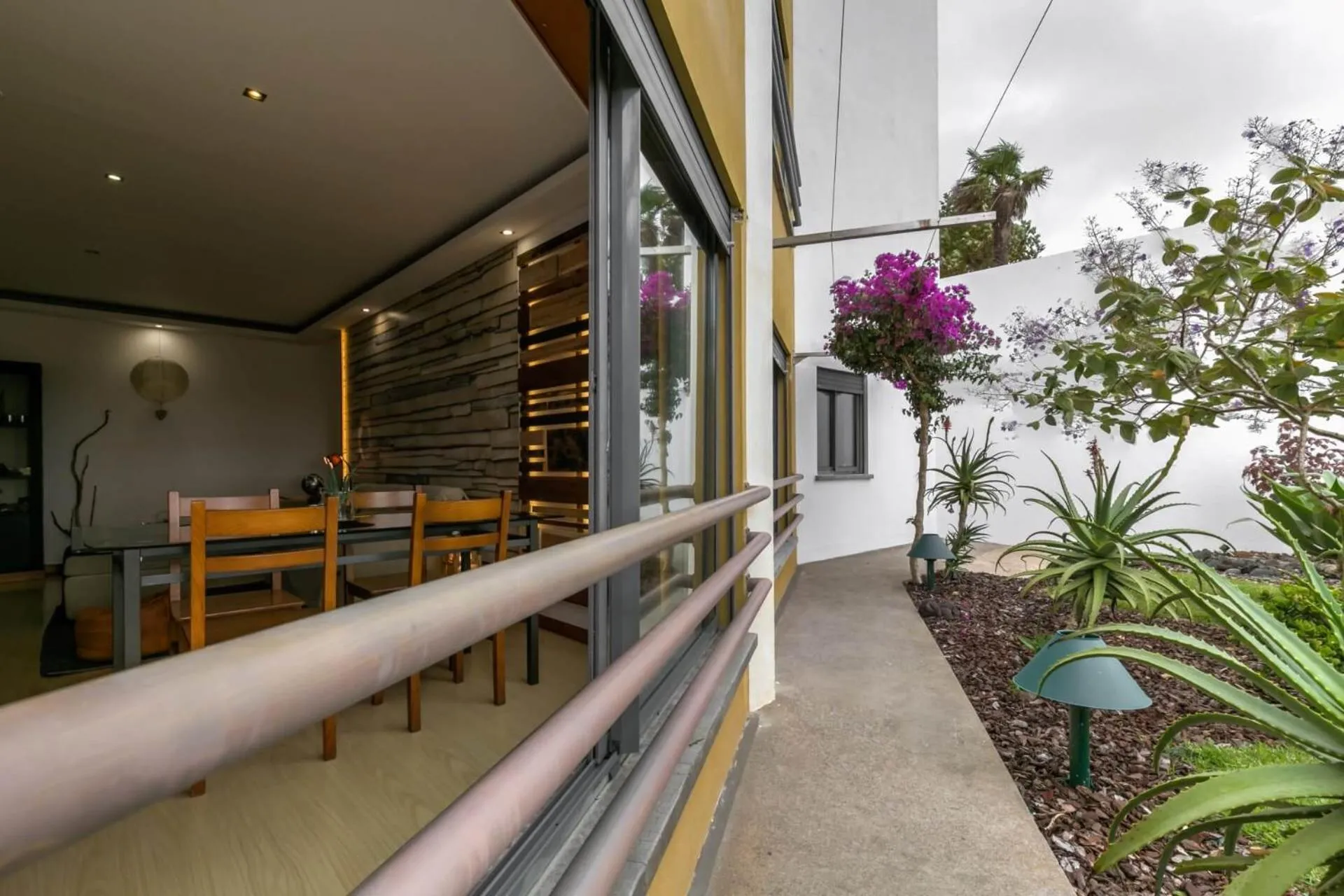 Garden in epicenter LAGOA