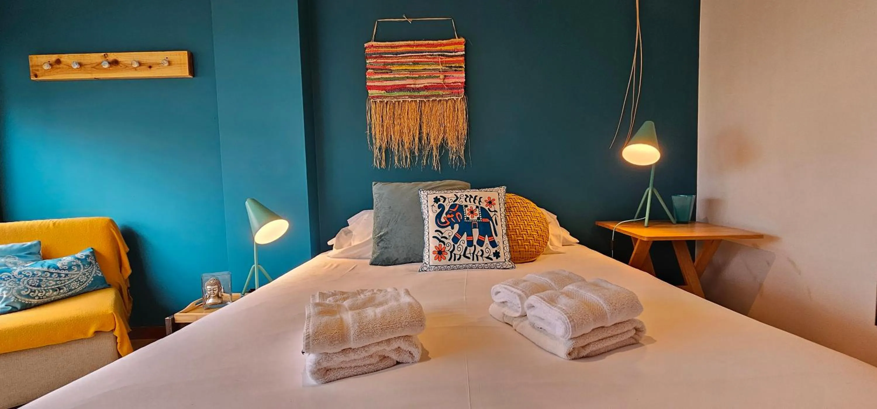 Bedroom, Bed in epicenter LAGOA