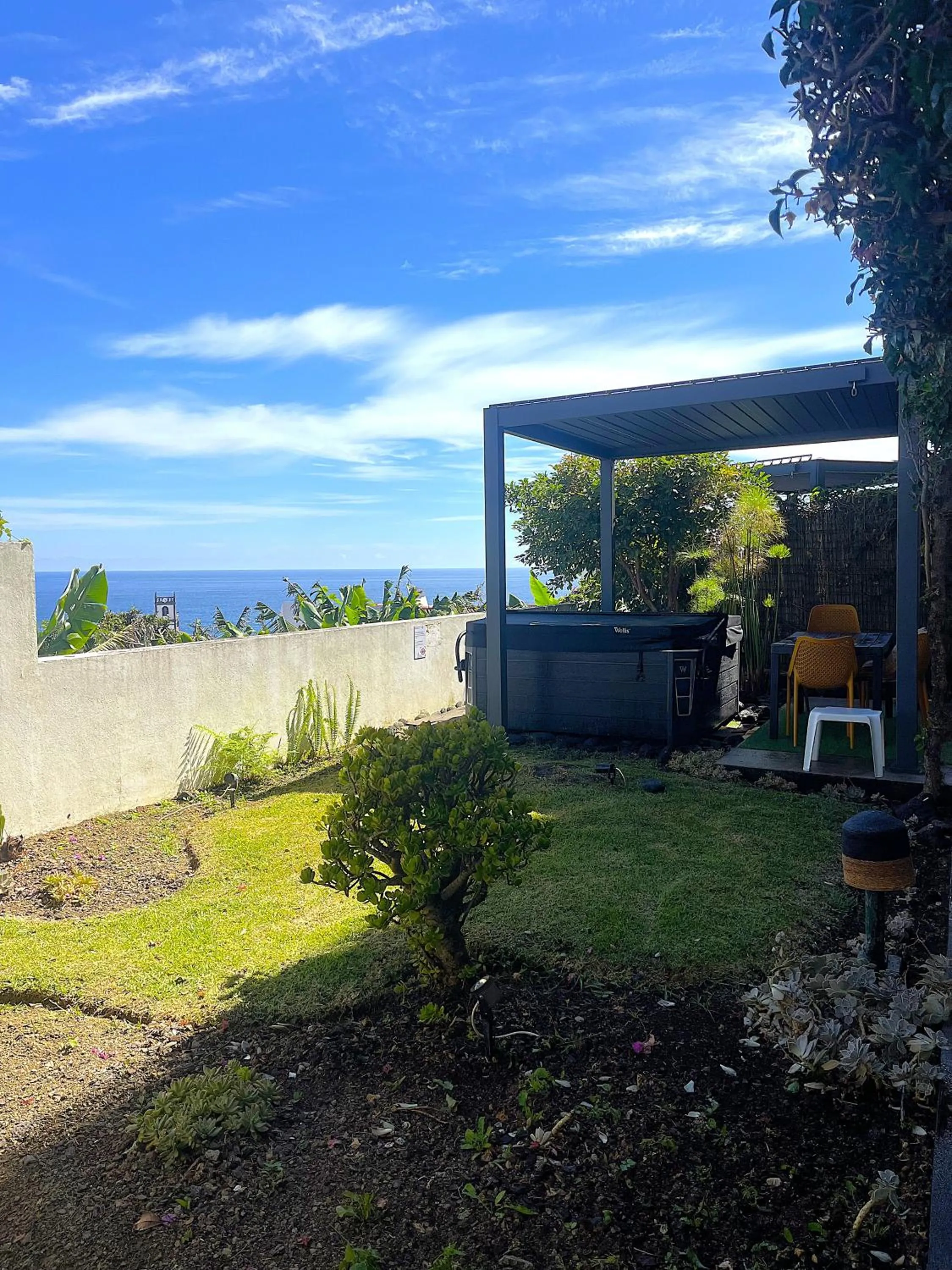 Garden in epicenter LAGOA