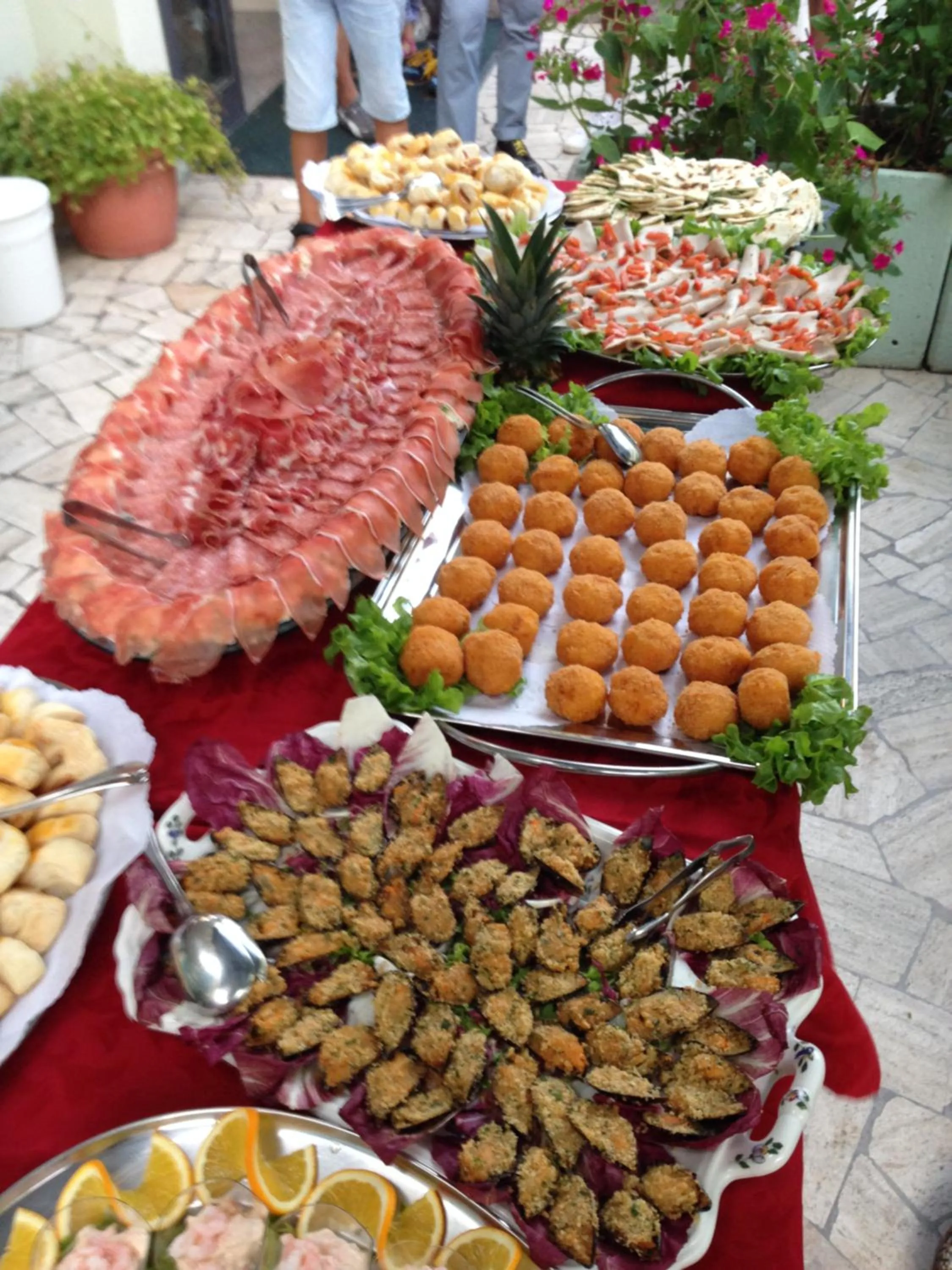 Food and drinks in Hotel Adria