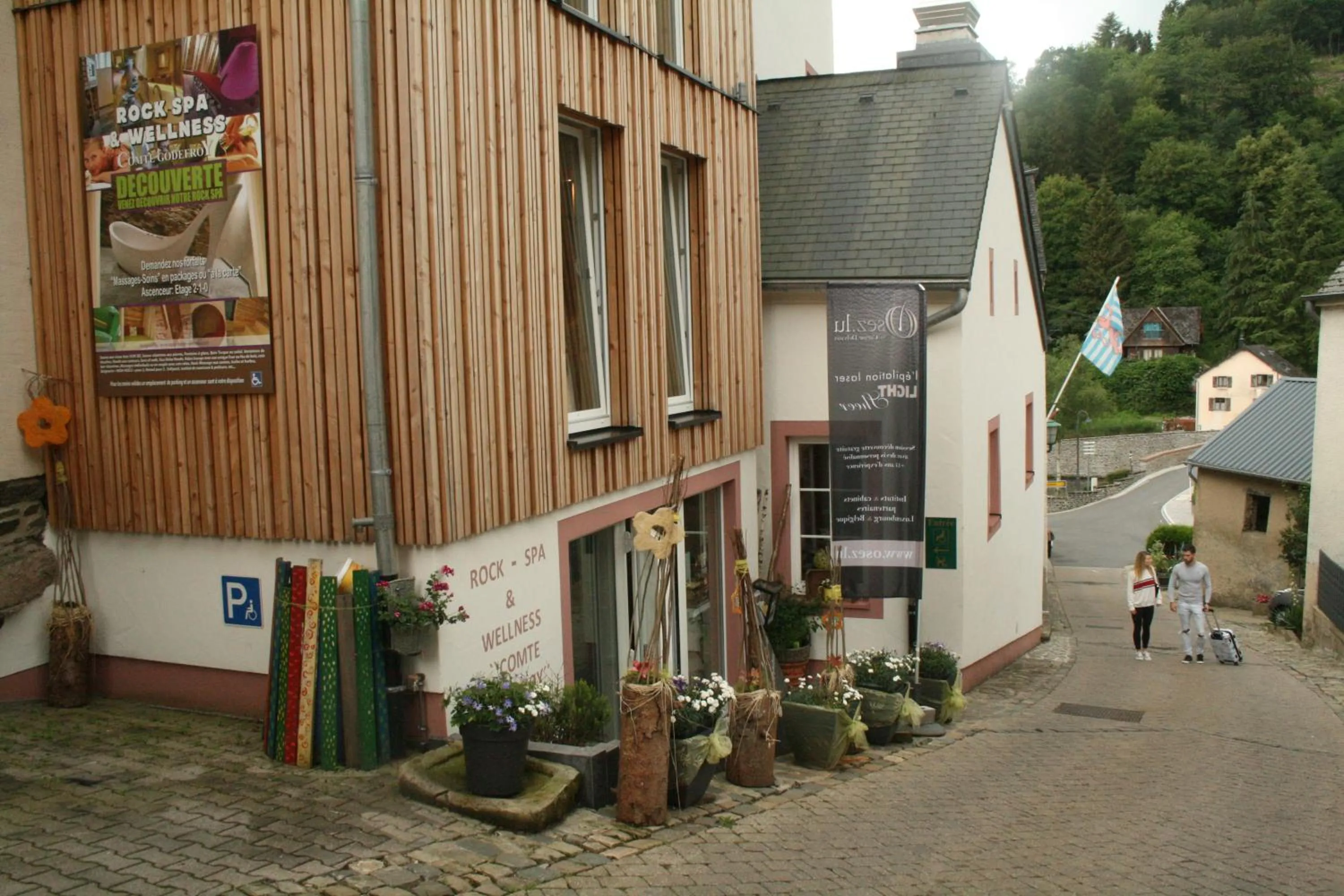 Spa and wellness centre/facilities in Logis Gourmet & Relax Wellness Hotel De La Sure