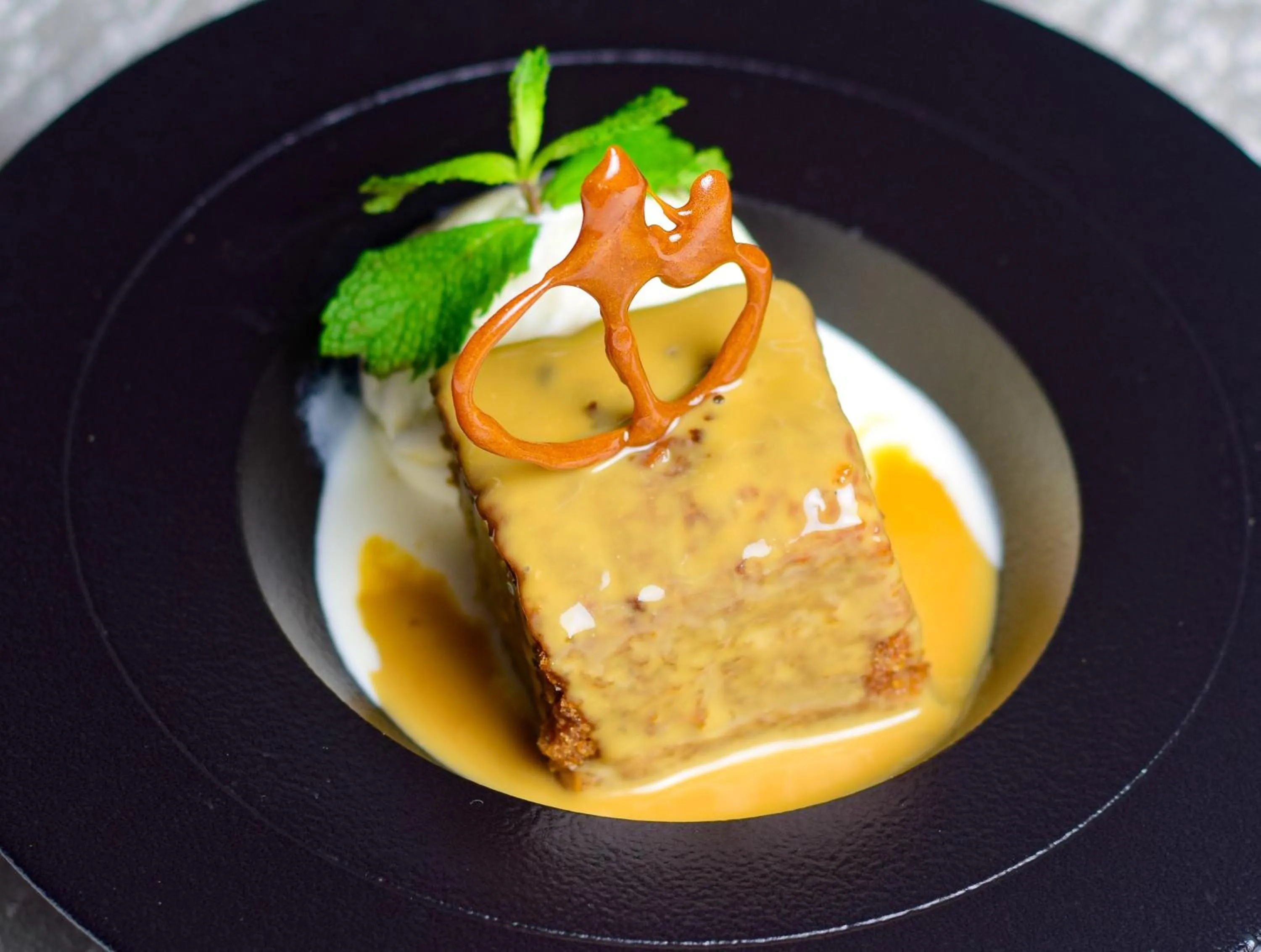 Restaurant/places to eat in Hotel Waterbuck