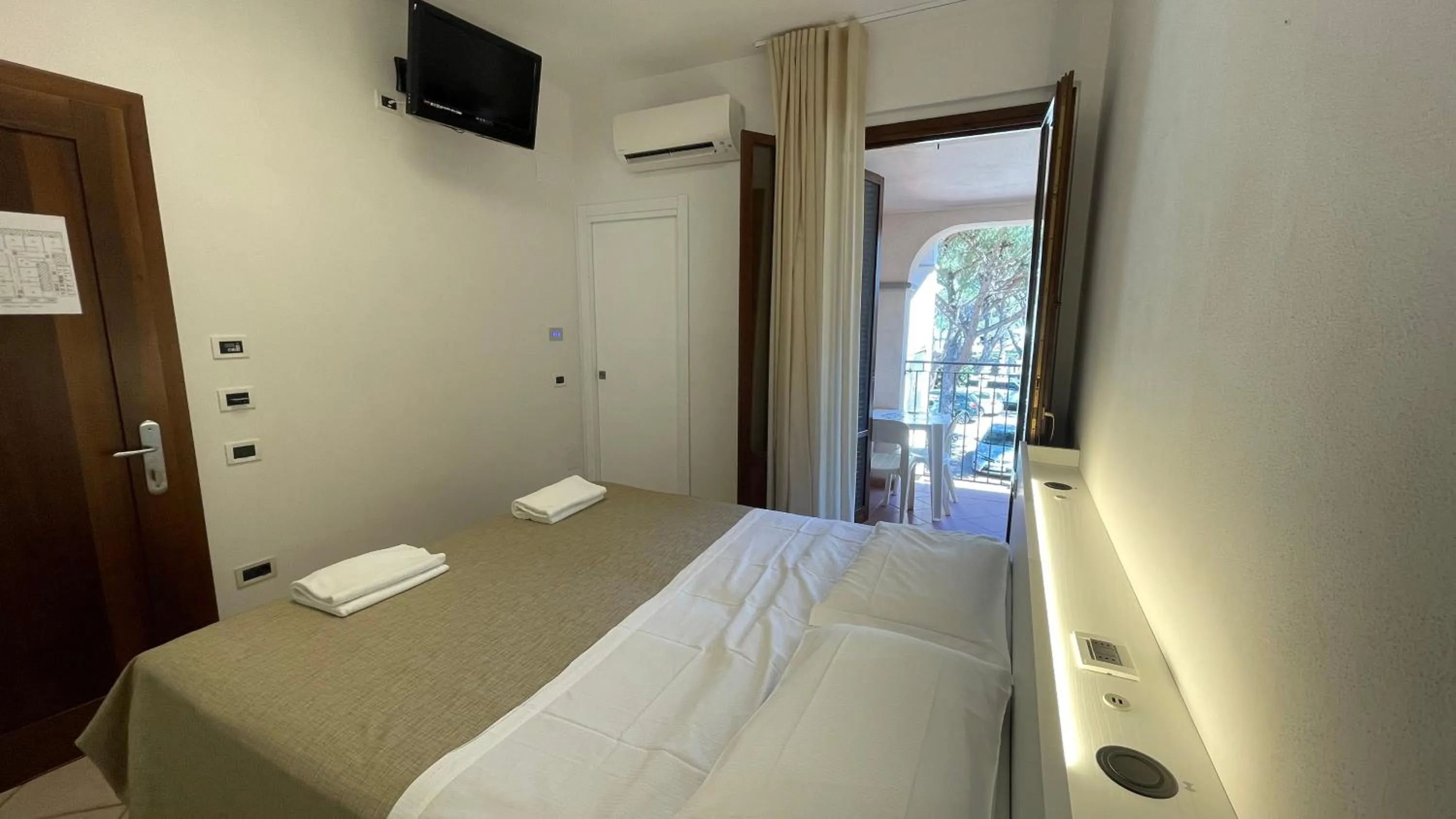 Bed in Hotel Boschetto