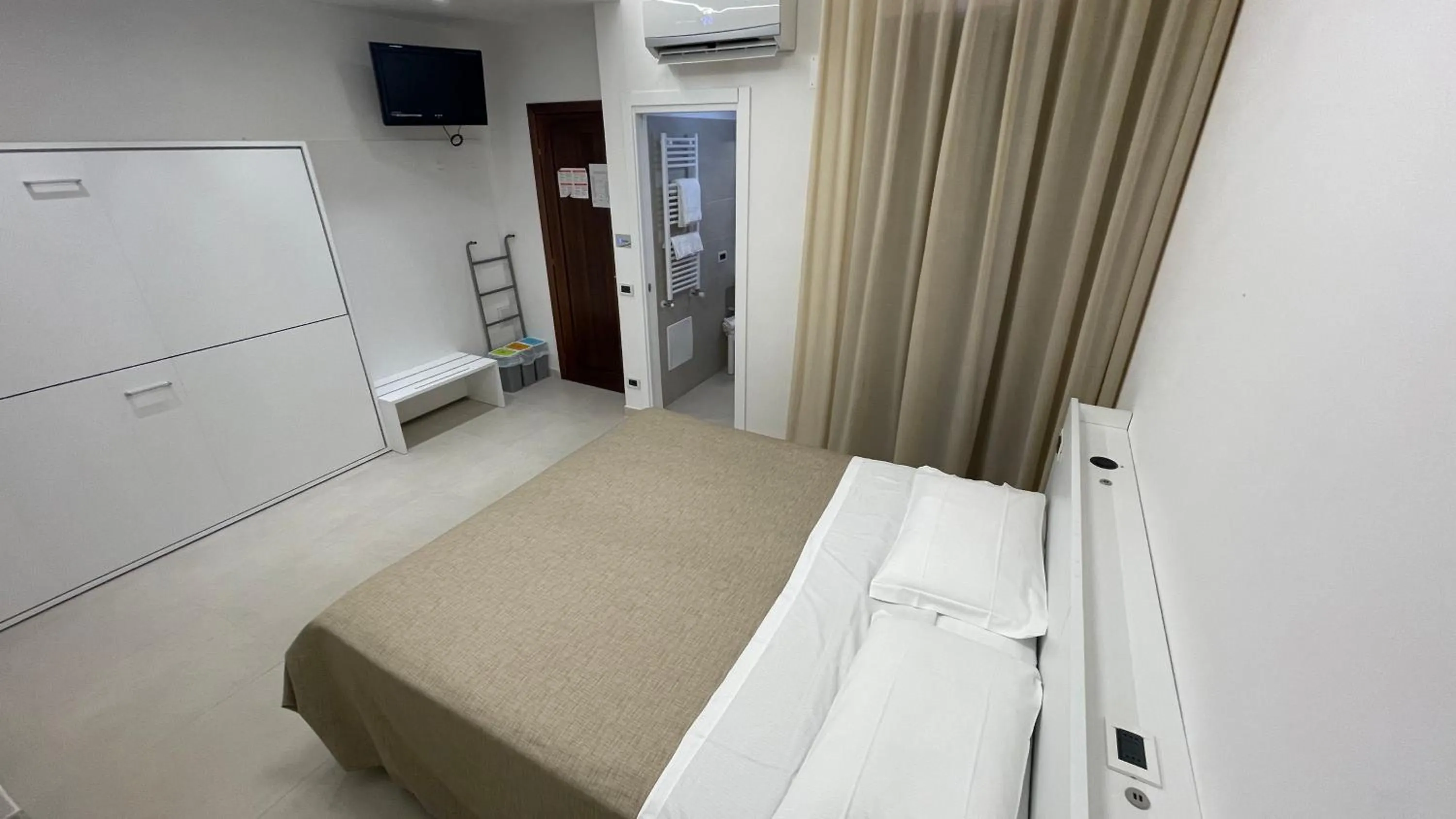 Bed in Hotel Boschetto