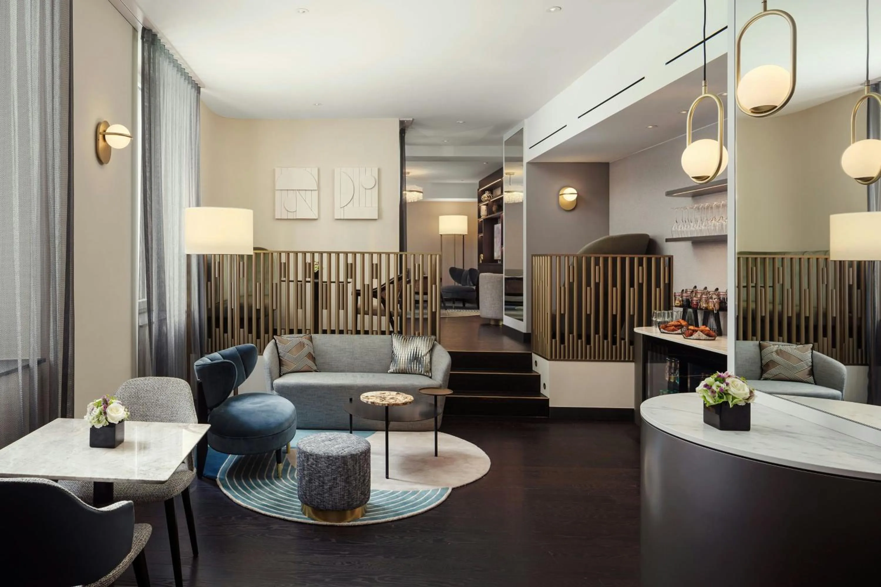 Lounge or bar in Luxembourg Marriott Hotel Alfa