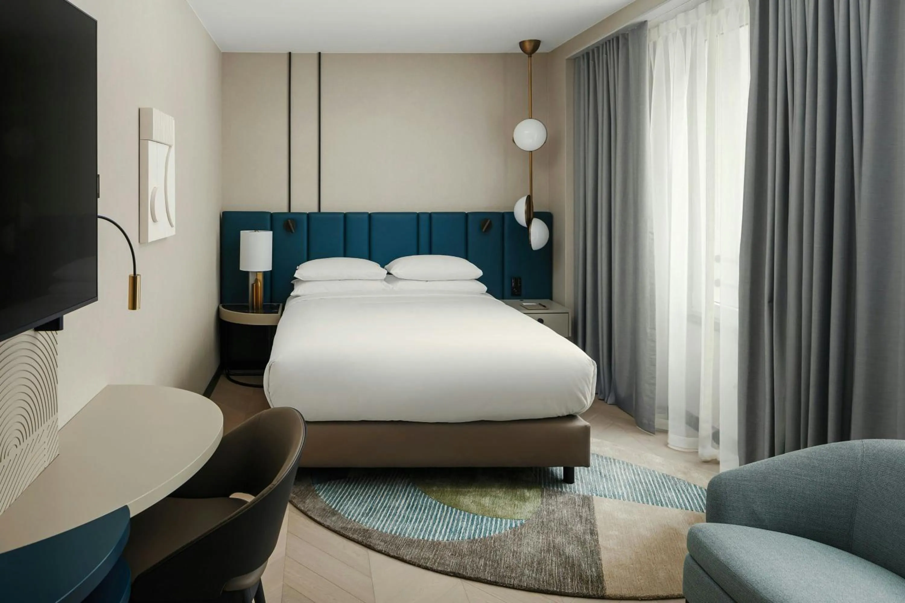 Photo of the whole room, Bed in Luxembourg Marriott Hotel Alfa