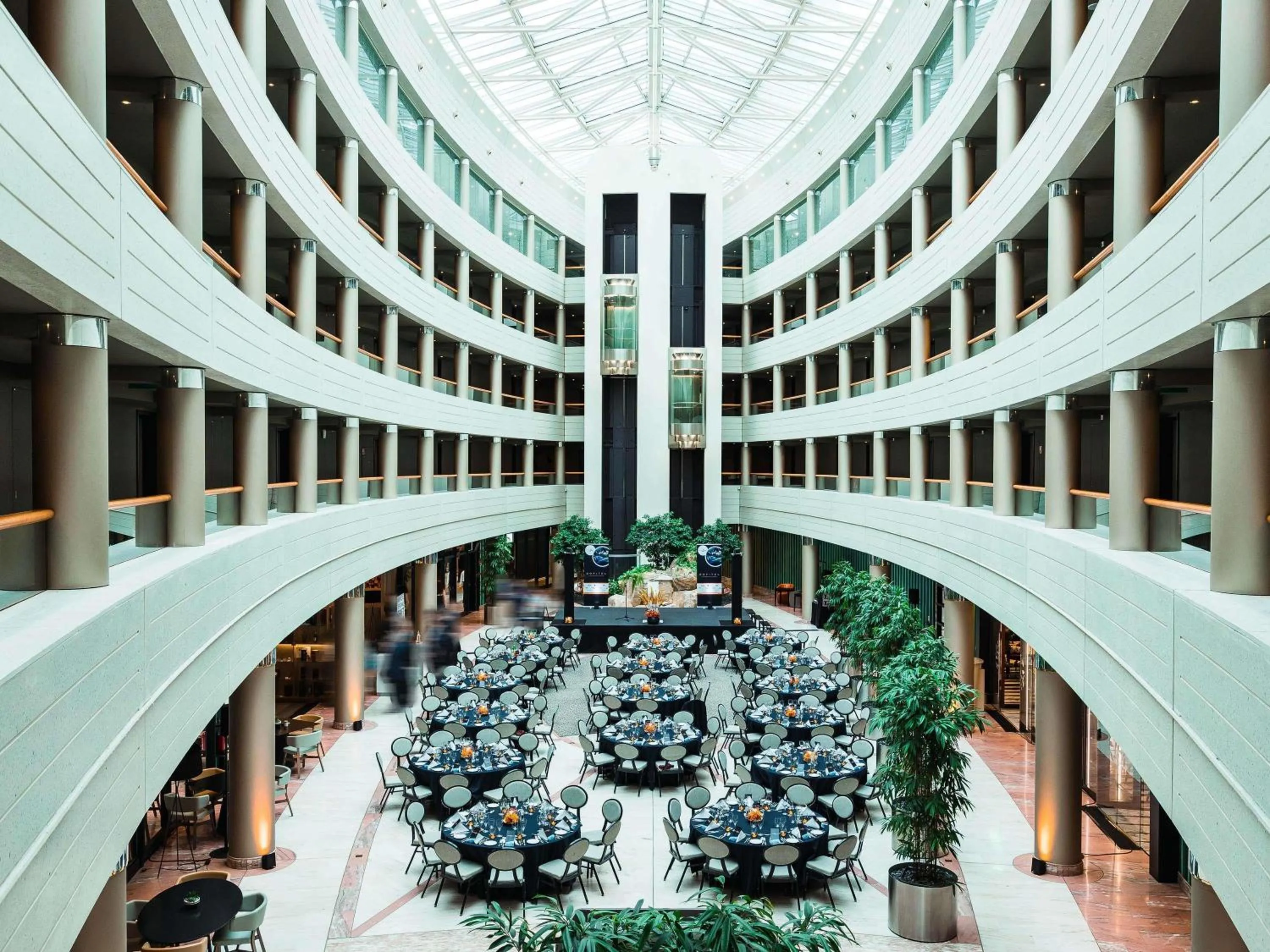 Meeting/conference room in Sofitel Luxembourg Europe