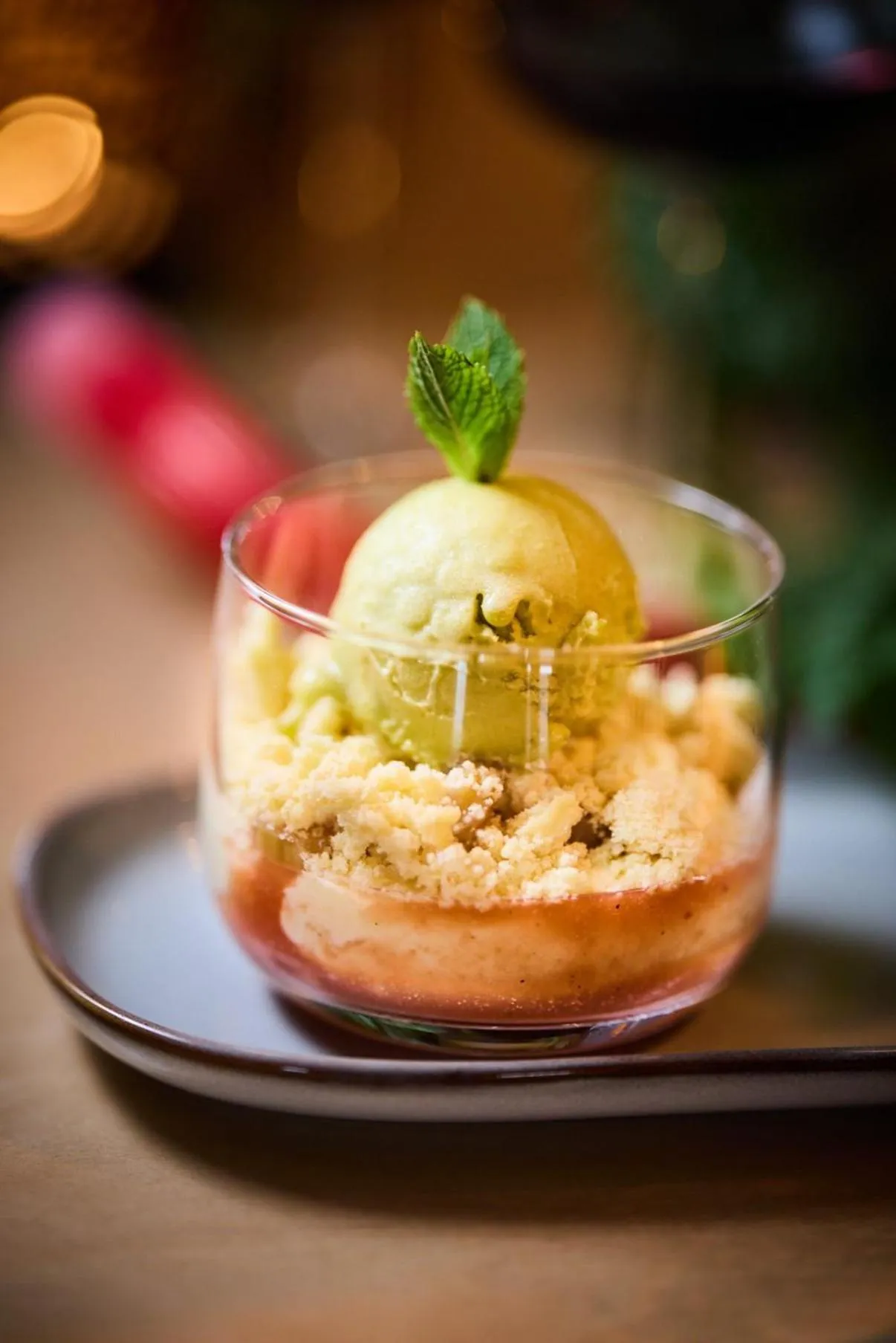 Restaurant/places to eat in Midgard Base Camp