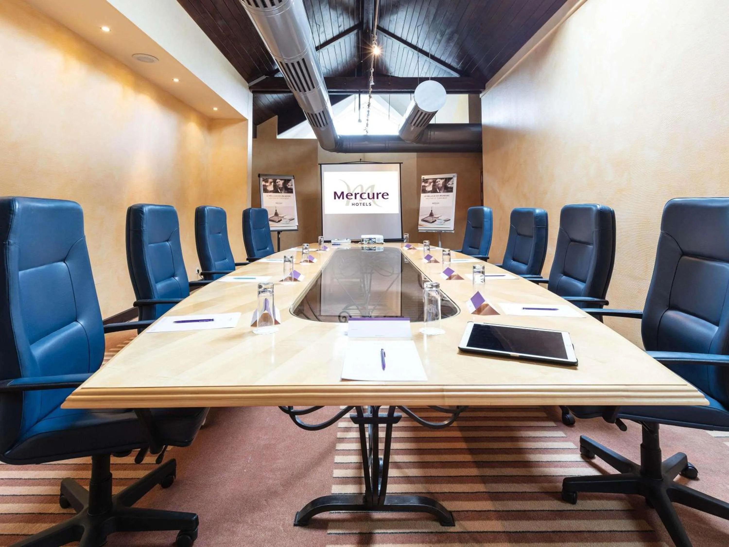 Meeting/conference room in Mercure Luxembourg Kikuoka Golf & Spa