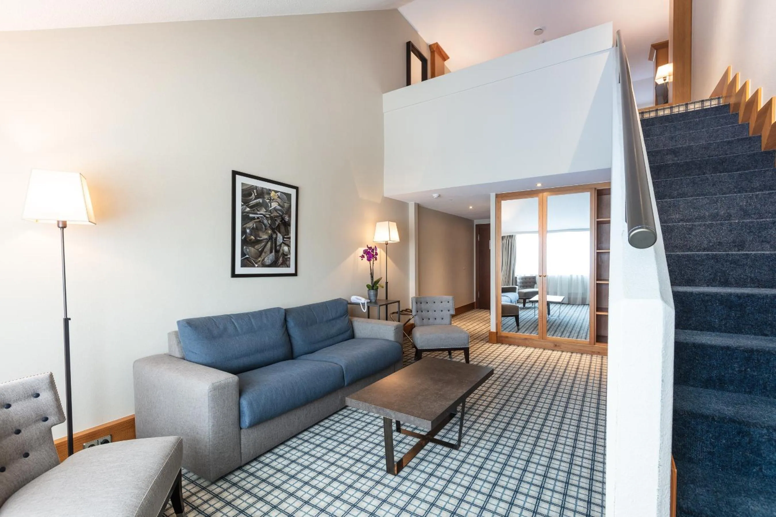 Seating area in Mercure Luxembourg Kikuoka Golf & Spa