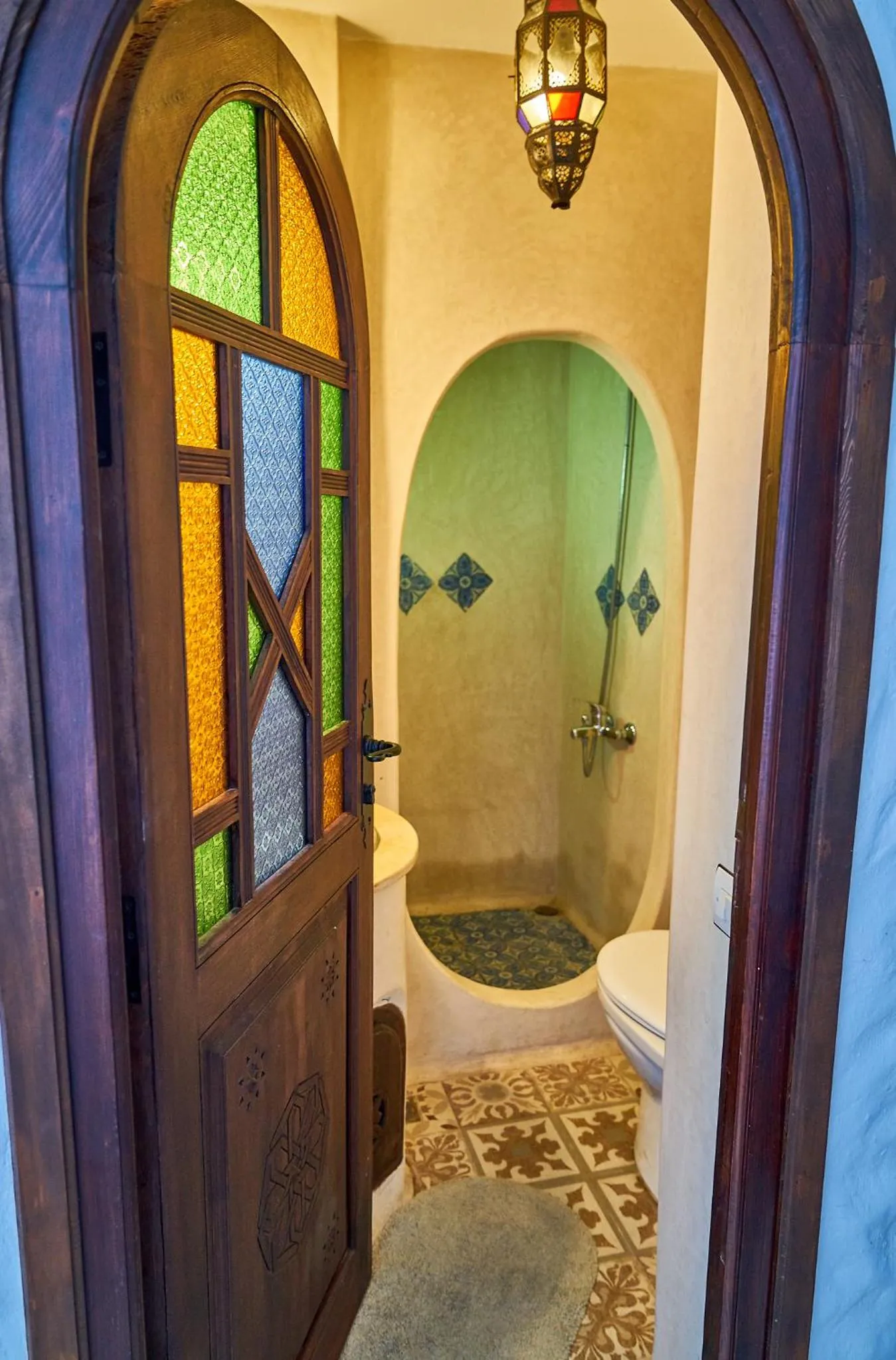 Toilet in Dar Yakout