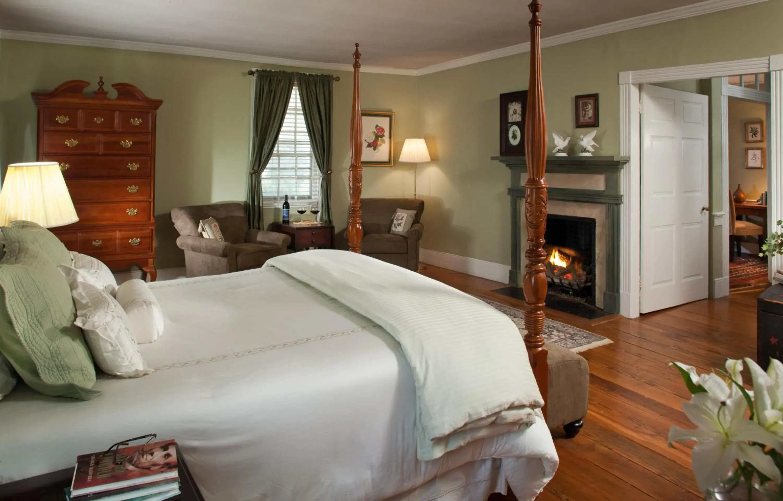 Bedroom, Bed in The Inn & Tavern at Meander Bedroom, Bed in The Inn & Tavern at Meander