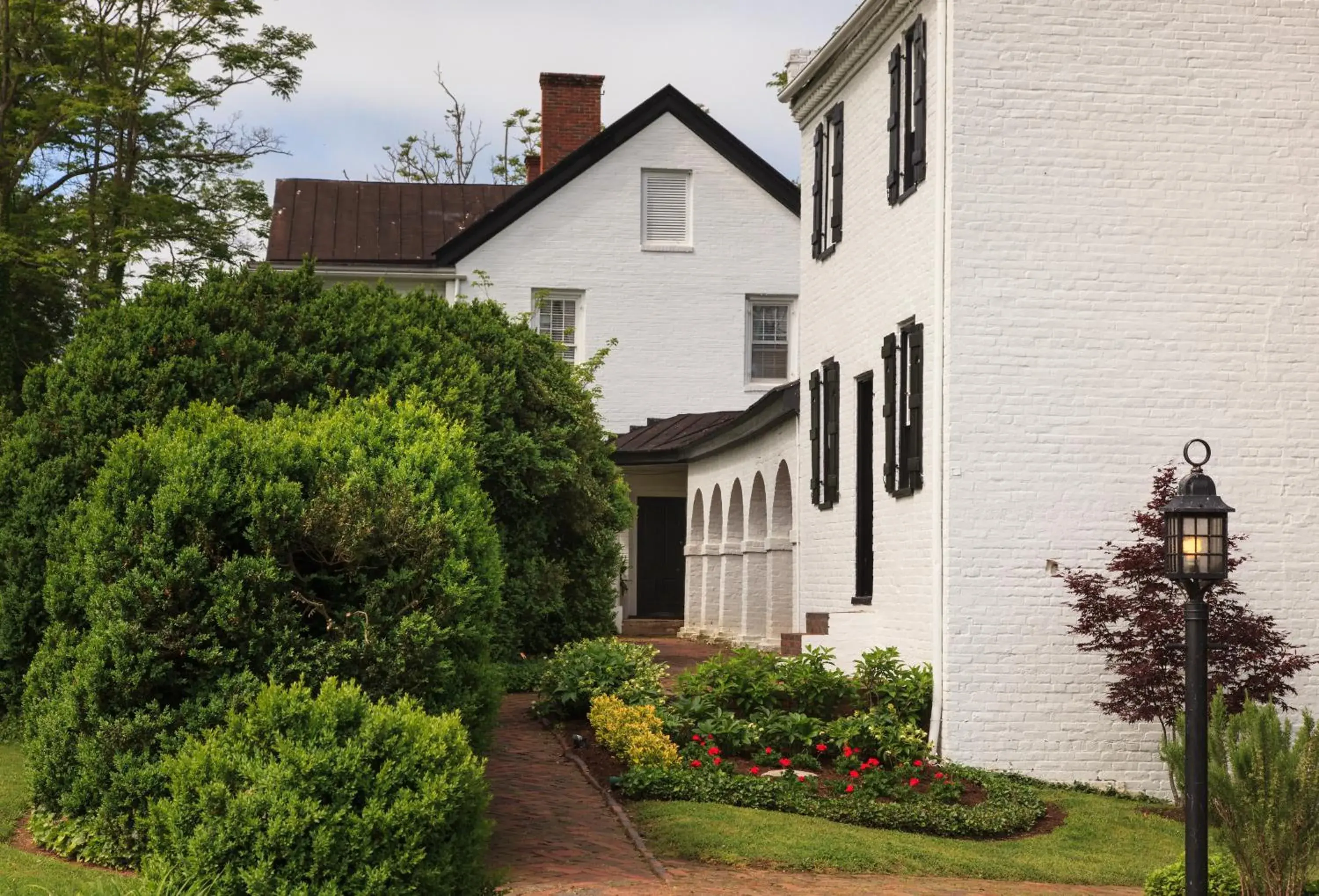 Facade/entrance in The Inn & Tavern at Meander Facade/entrance in The Inn & Tavern at Meander