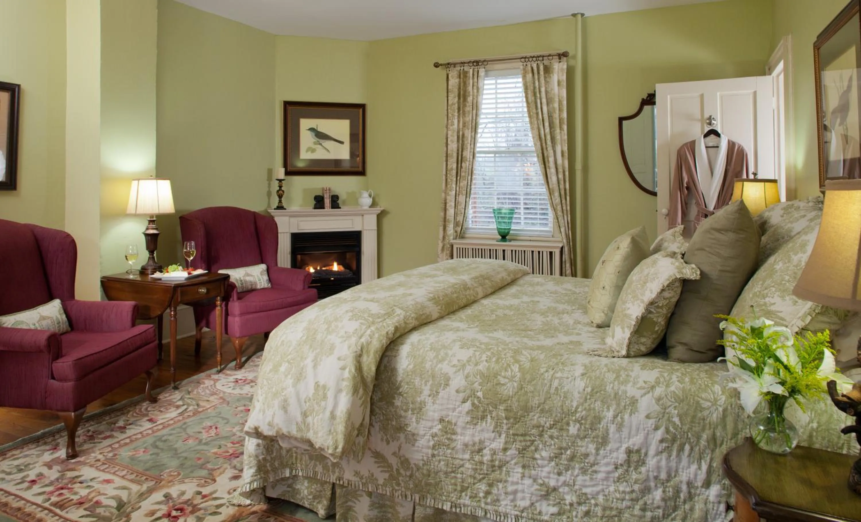Bedroom, Bed in The Inn & Tavern at Meander
