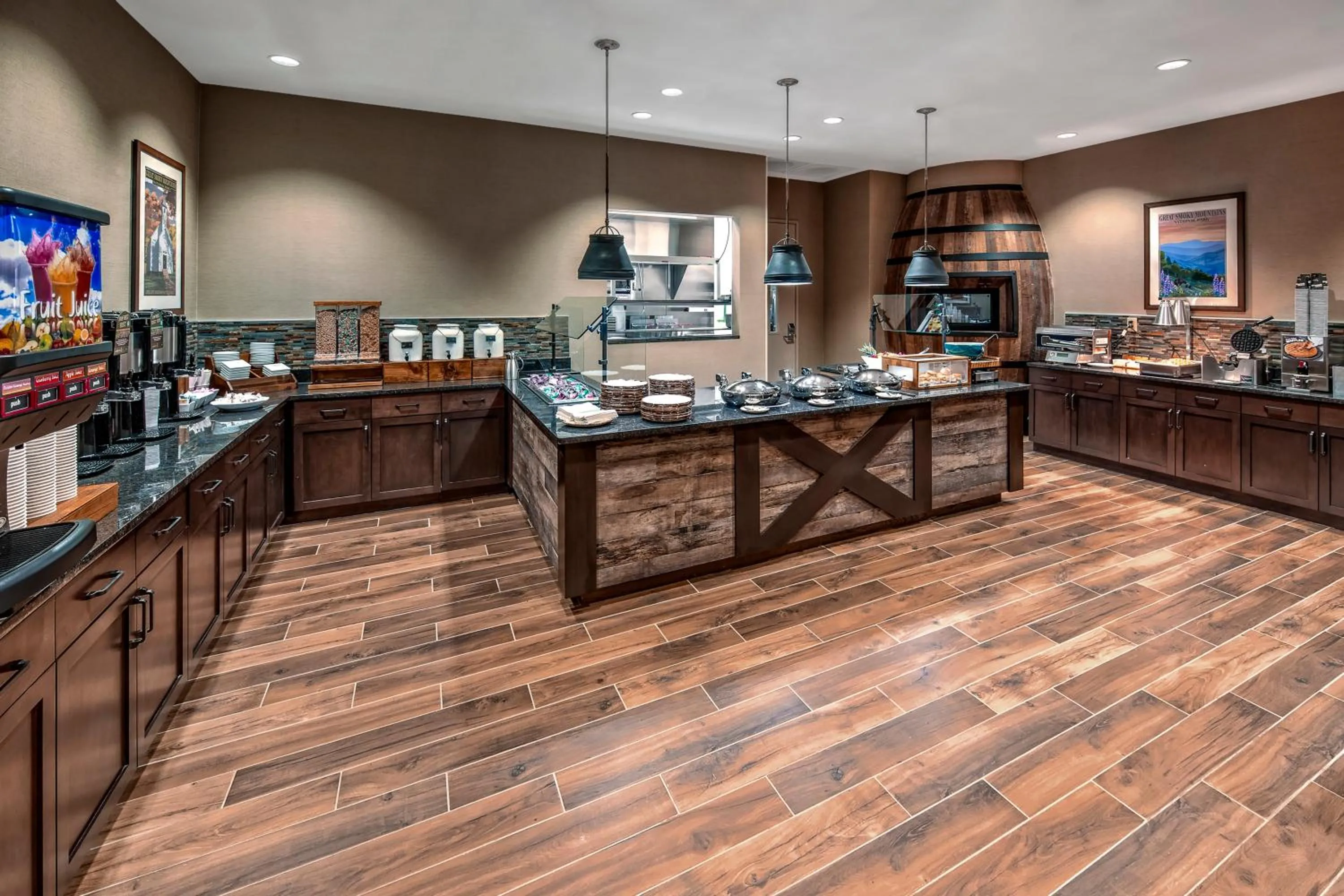 Restaurant/places to eat in Black Fox Lodge Pigeon Forge, Tapestry Collection by Hilton