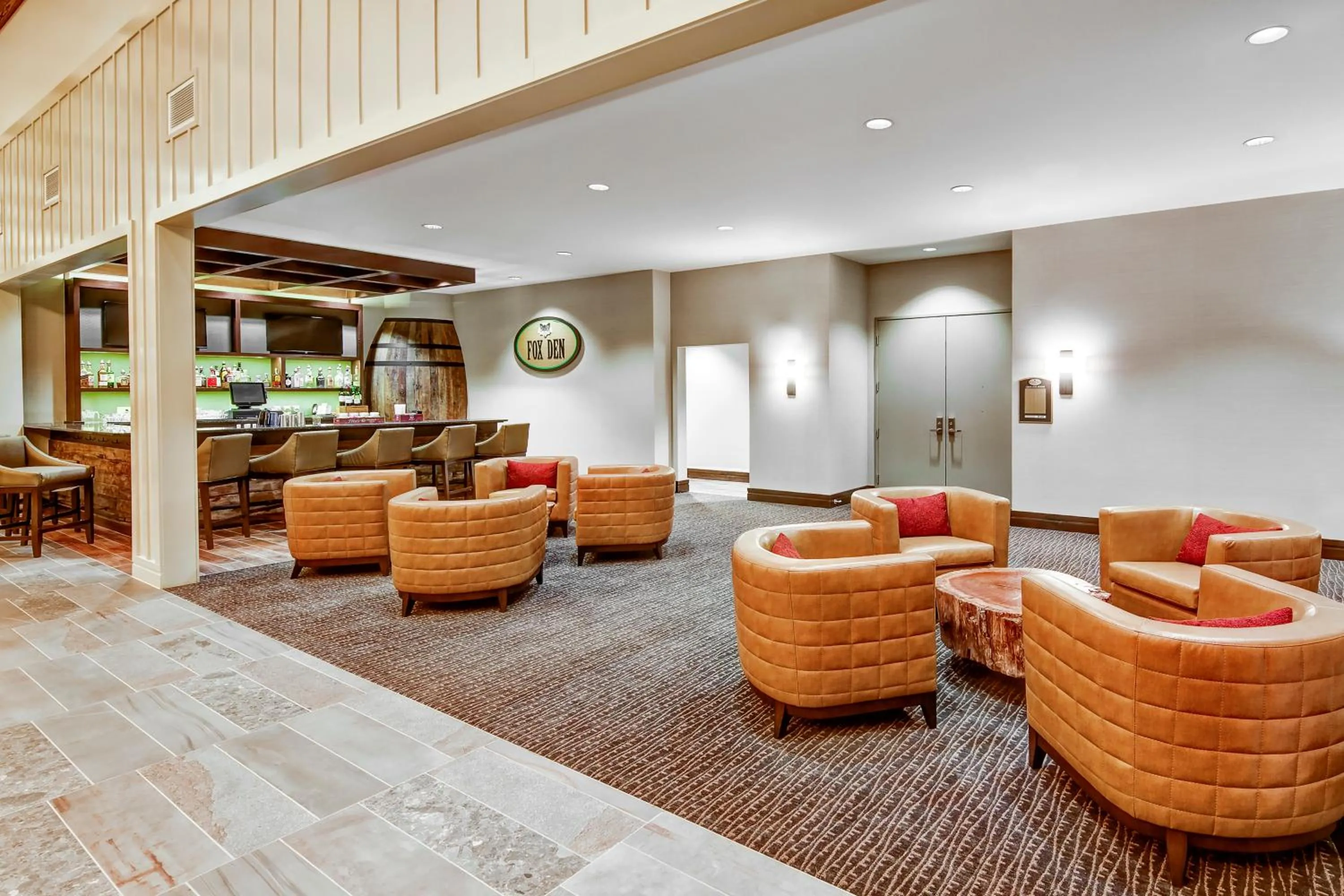 Restaurant/places to eat in Black Fox Lodge Pigeon Forge, Tapestry Collection by Hilton