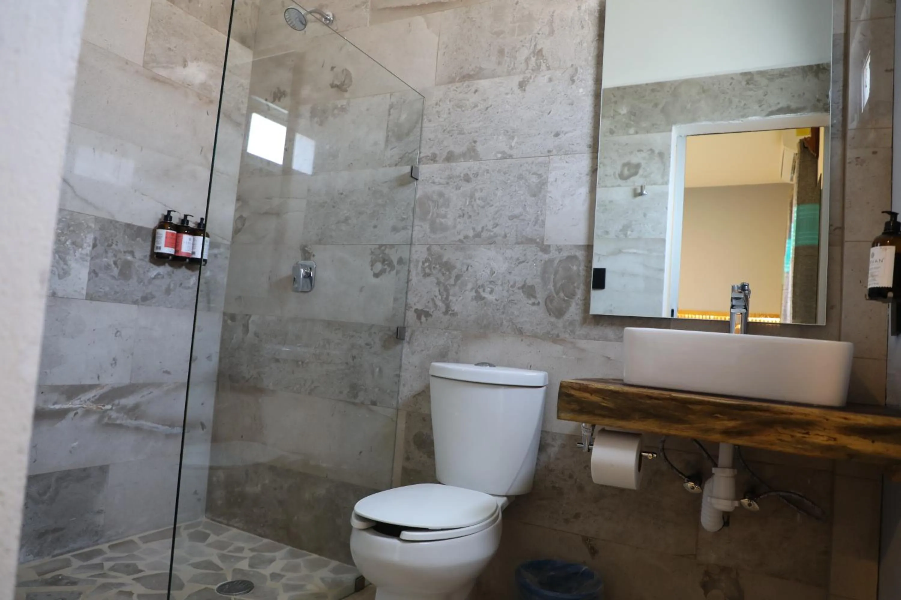 Toilet in Hotel Playa Zipolite