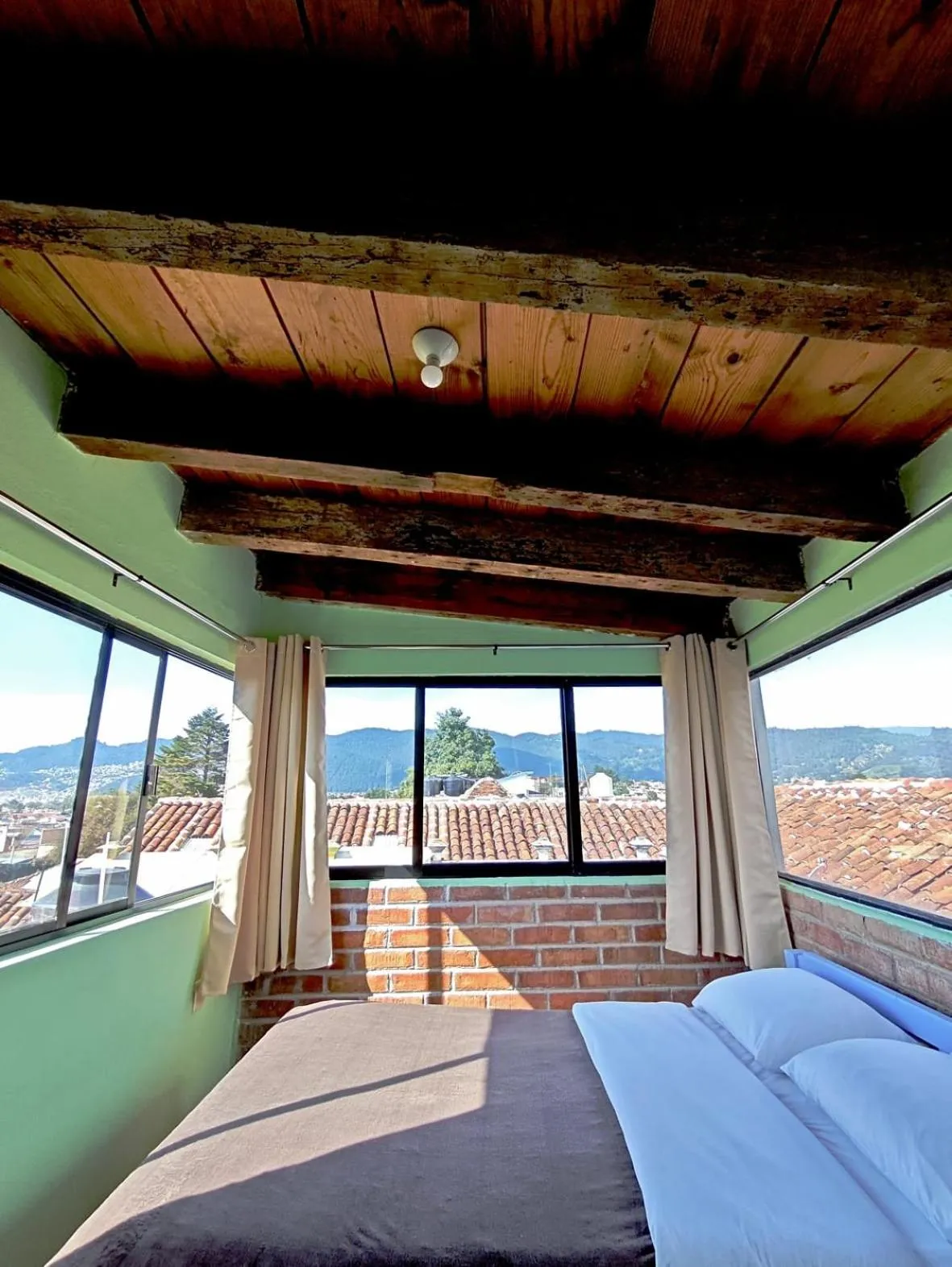 Bed in Hostal La Isla