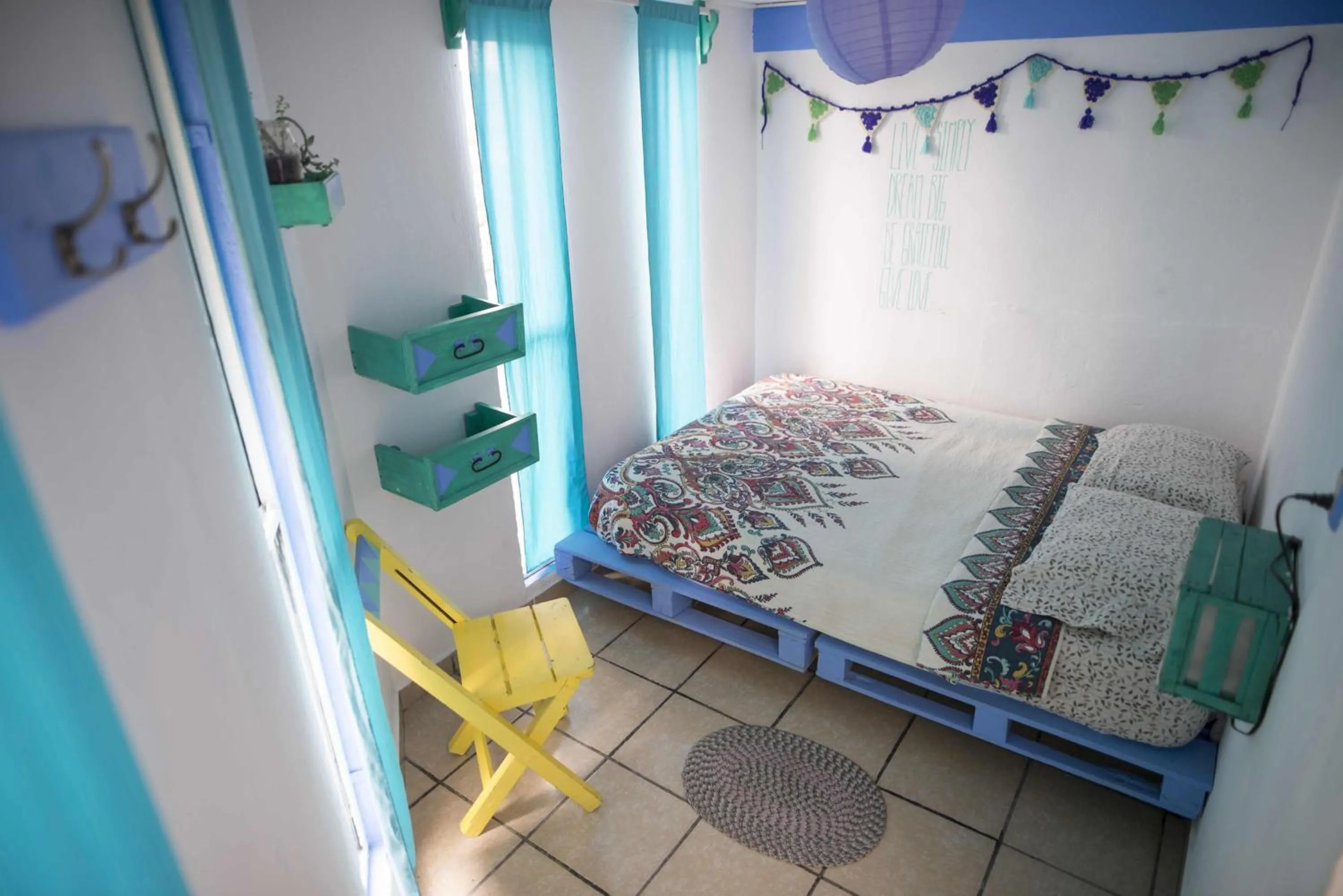 Bed in Hostal La Isla