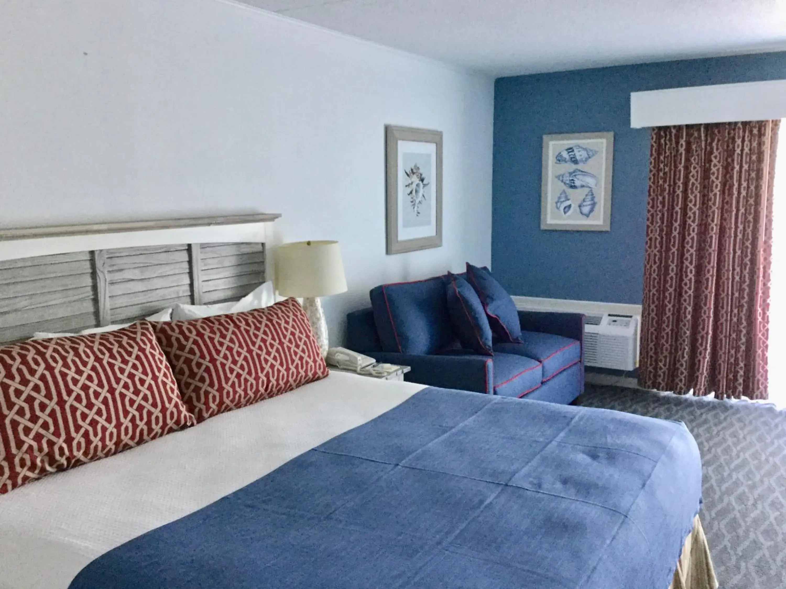 King Room with Balcony - Second Floor in Beach View Hotel King Room with Balcony - Second Floor in Beach View Hotel