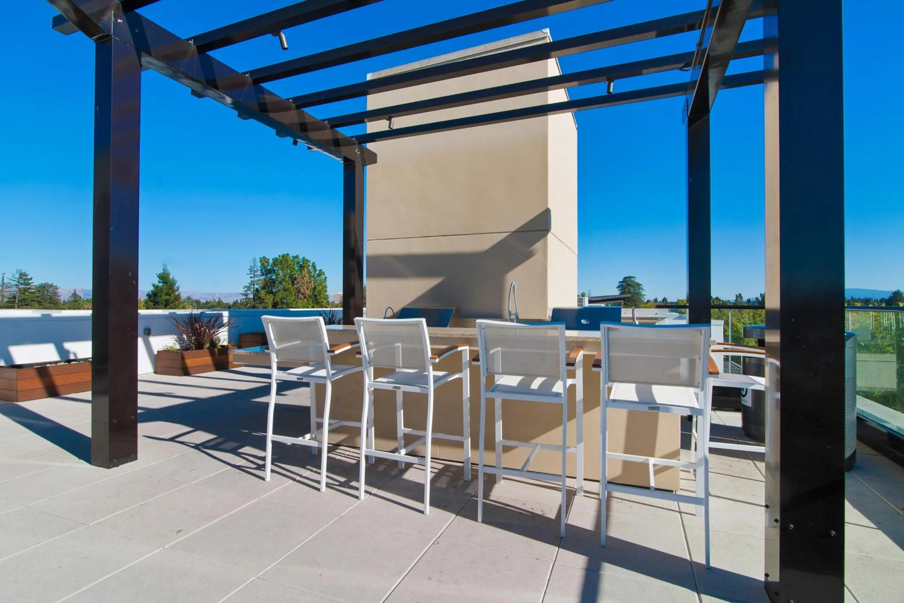 Balcony/Terrace in Global Luxury Suites at Downtown Mountain View