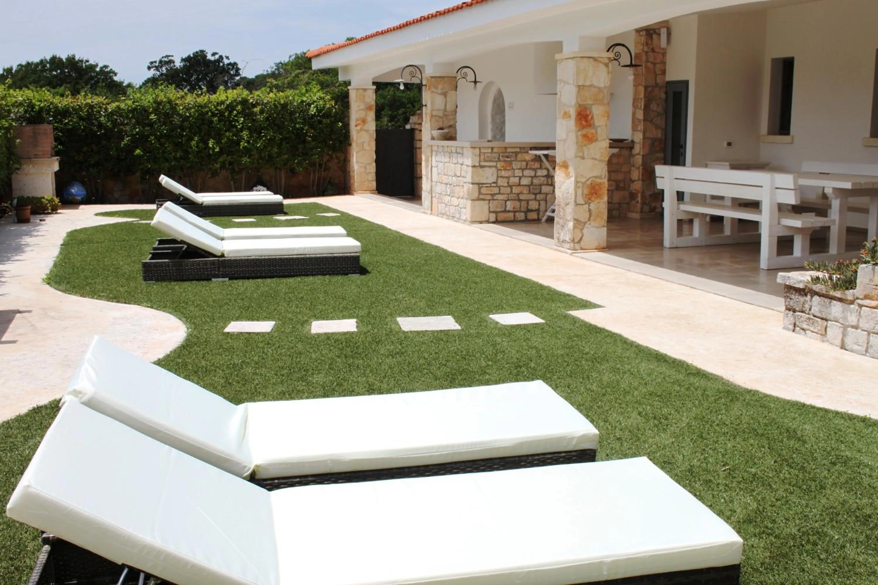 Property building in La linea dell'orizzonte