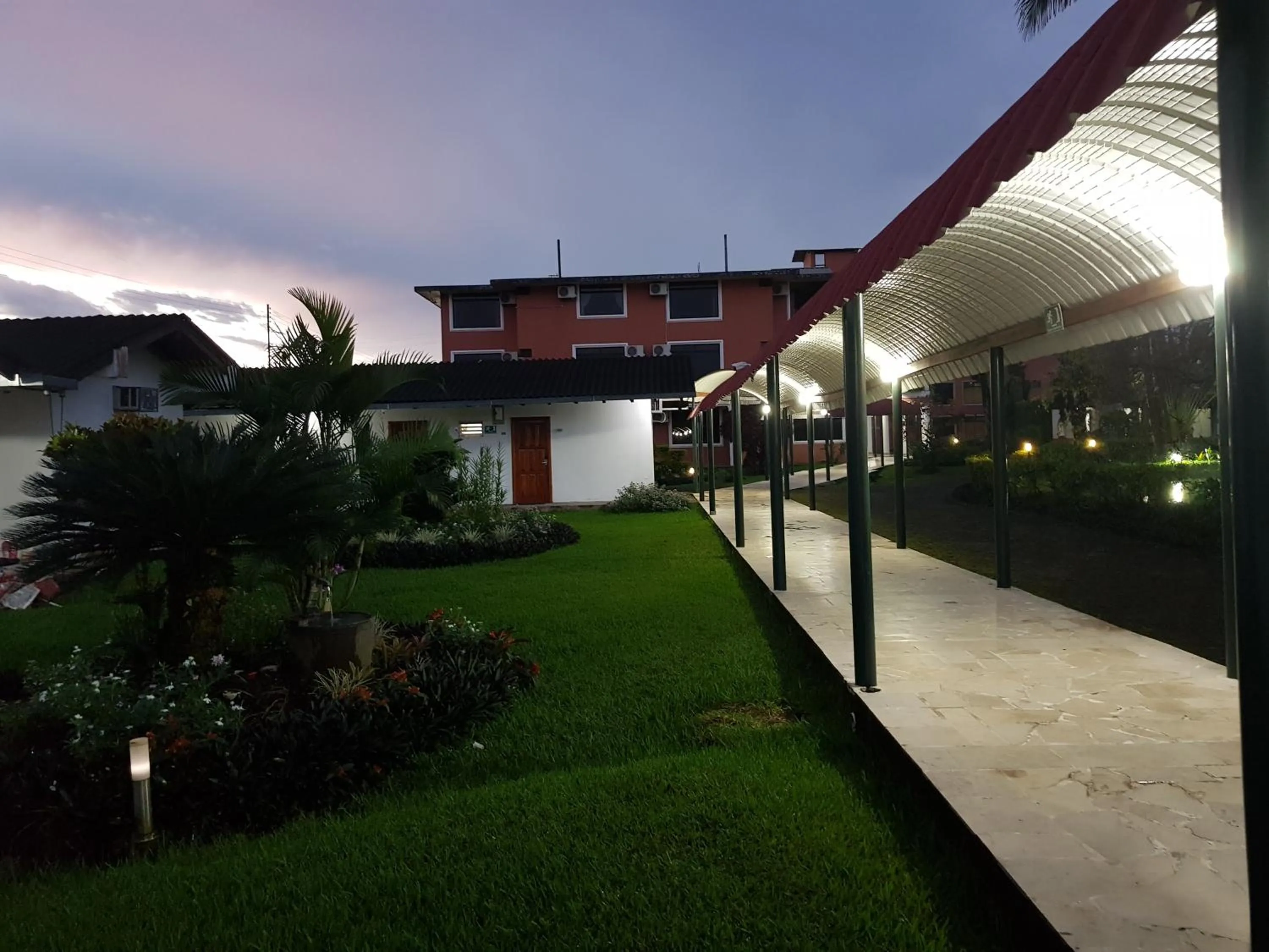 Garden in Gran Hotel De Lago - Lago Agrio