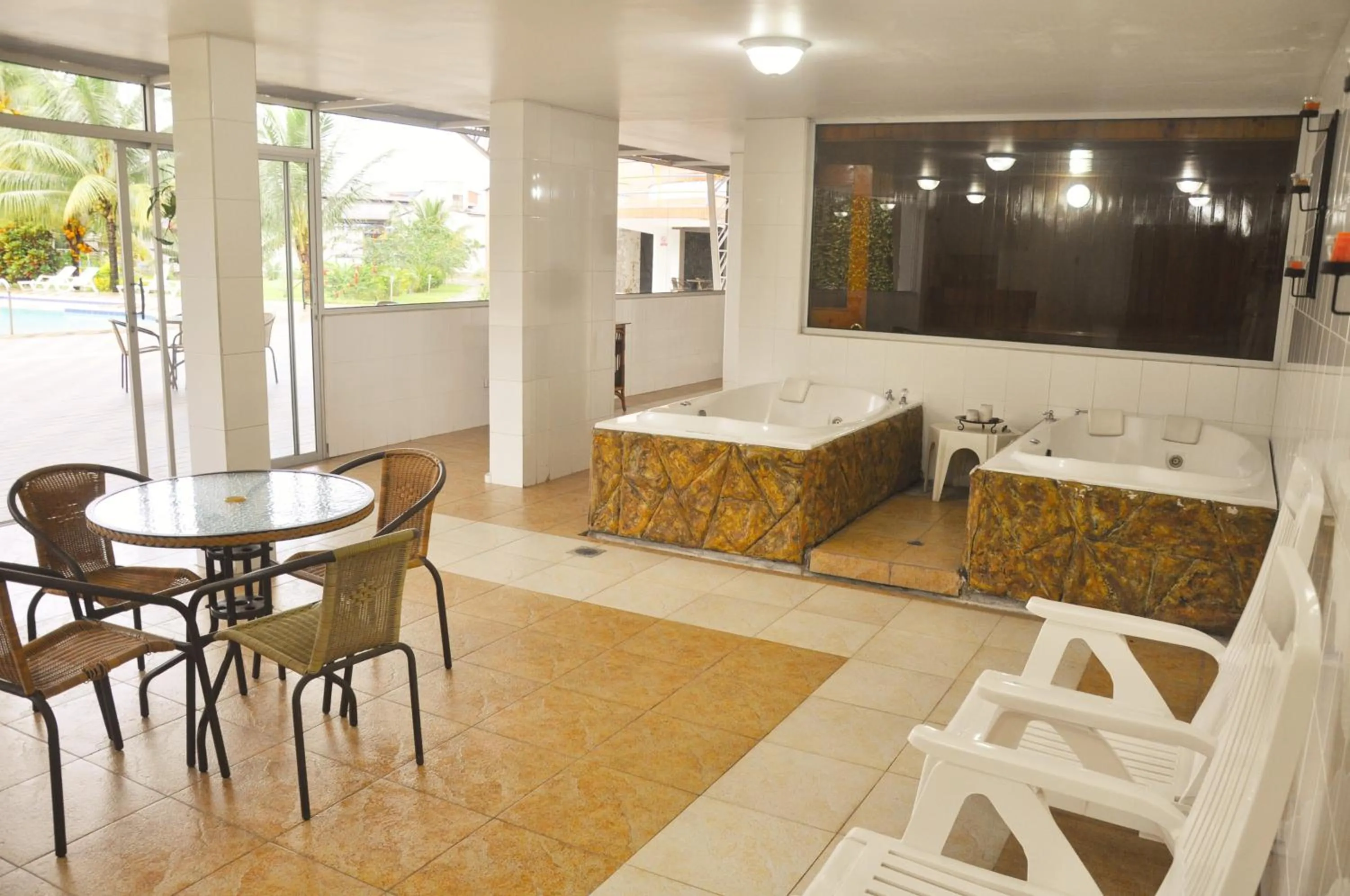 Hot Tub in Gran Hotel De Lago - Lago Agrio