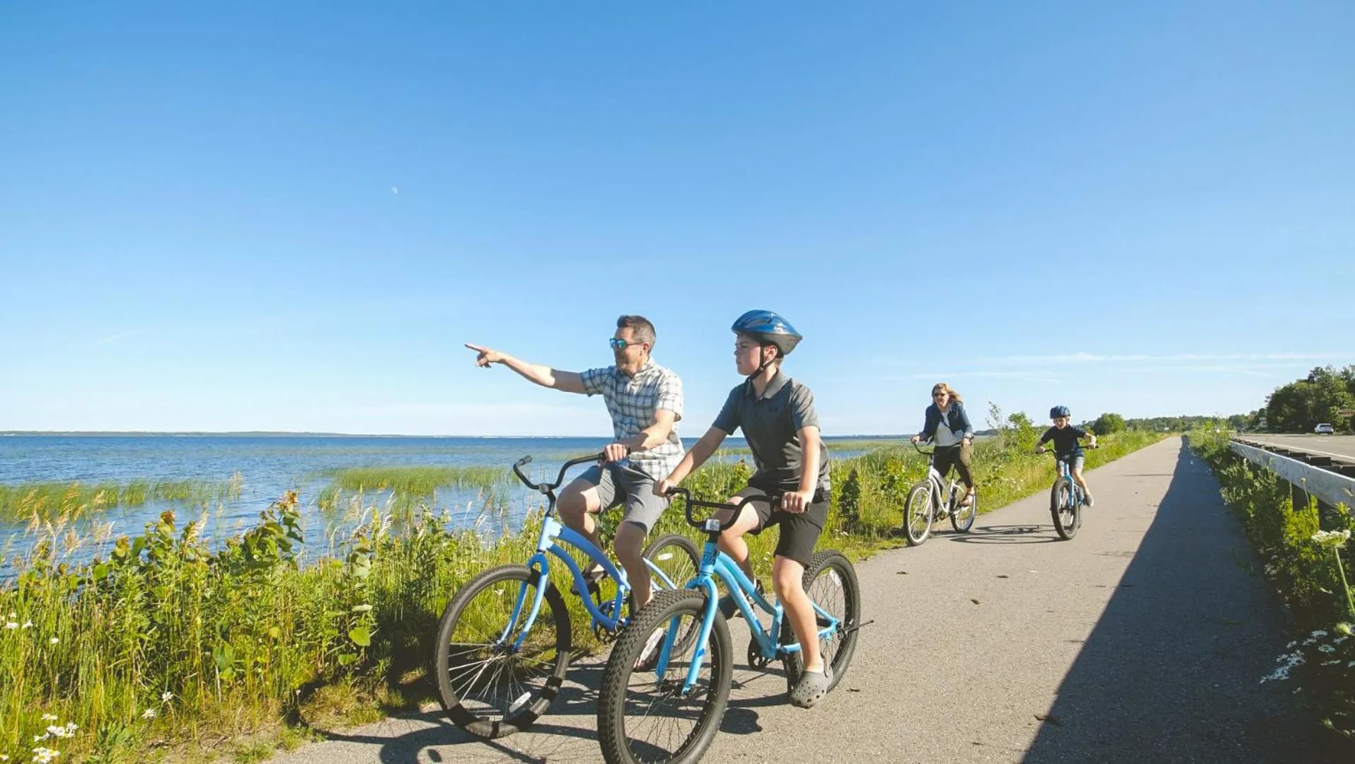 Cycling in Terrace Bay Hotel - Lakefront